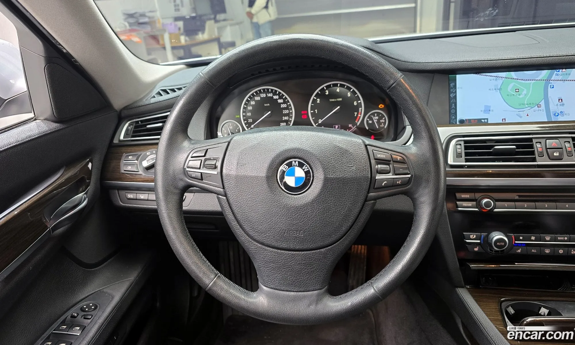 BMW 7 Series 2009 WBAKB81069CY51292 — 2