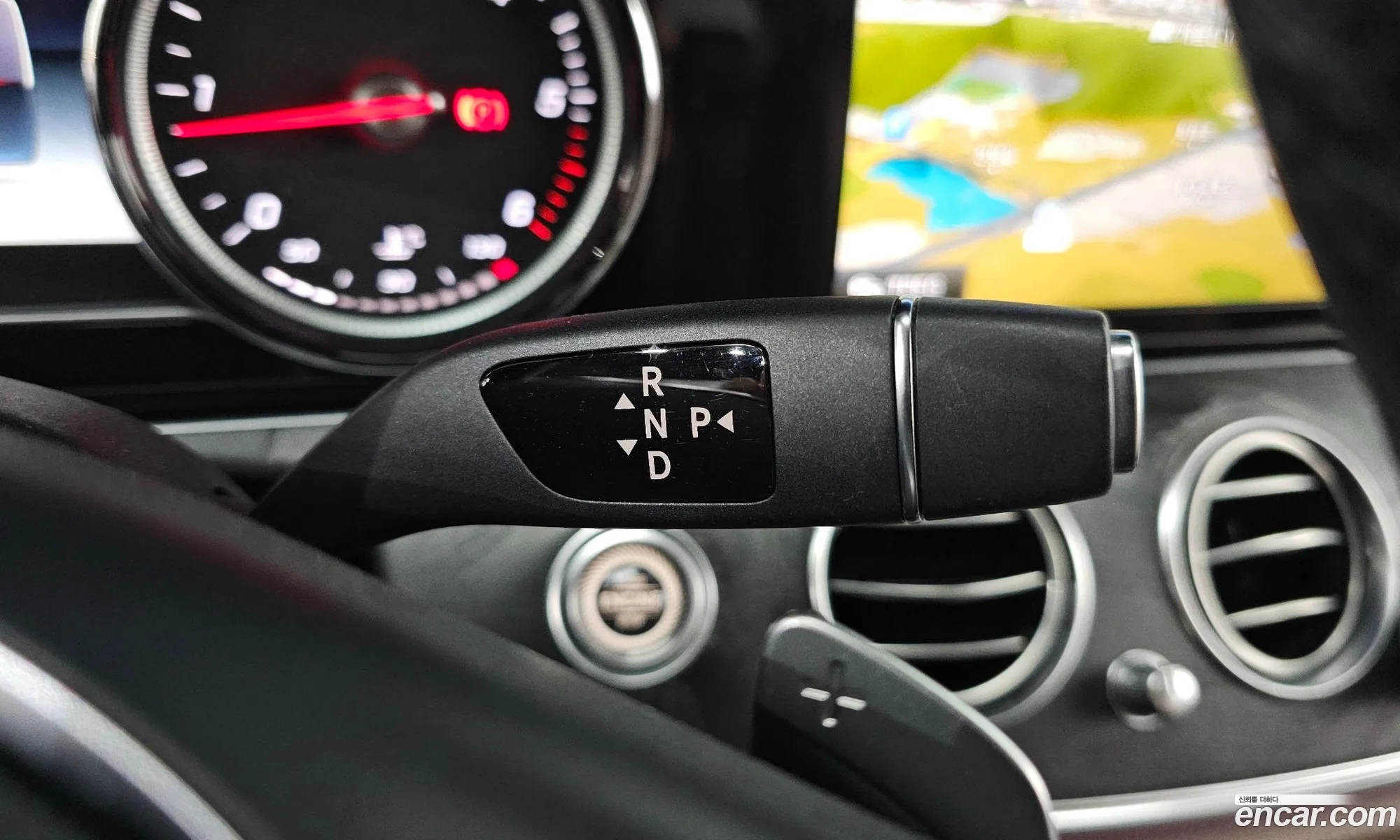 Mercedes-Benz E-Class W213 2017 WDDZF0FB3HA195117 — 12
