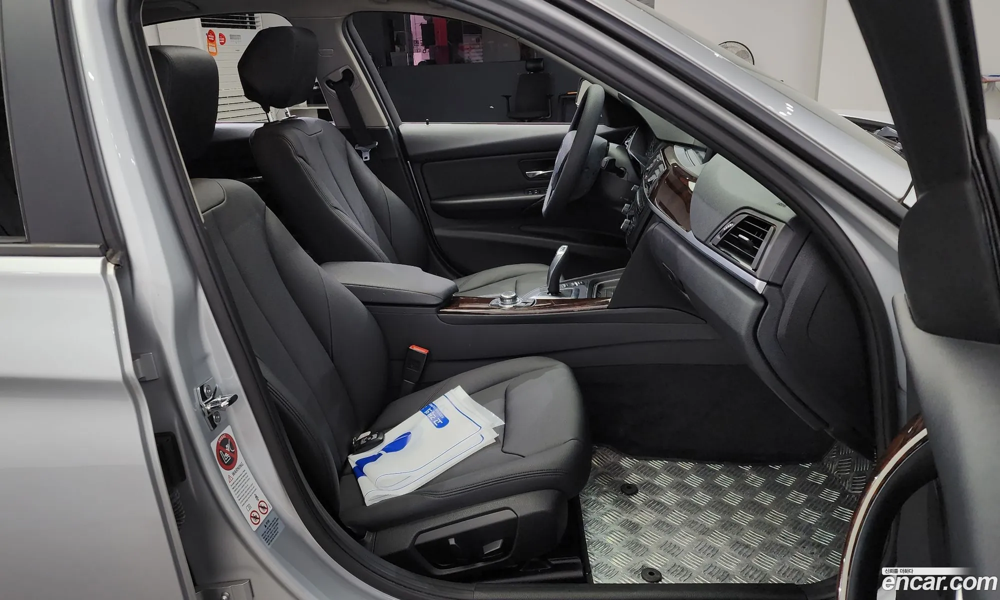 BMW 3 Series 2012 WBA3D3105CF243089 — 5