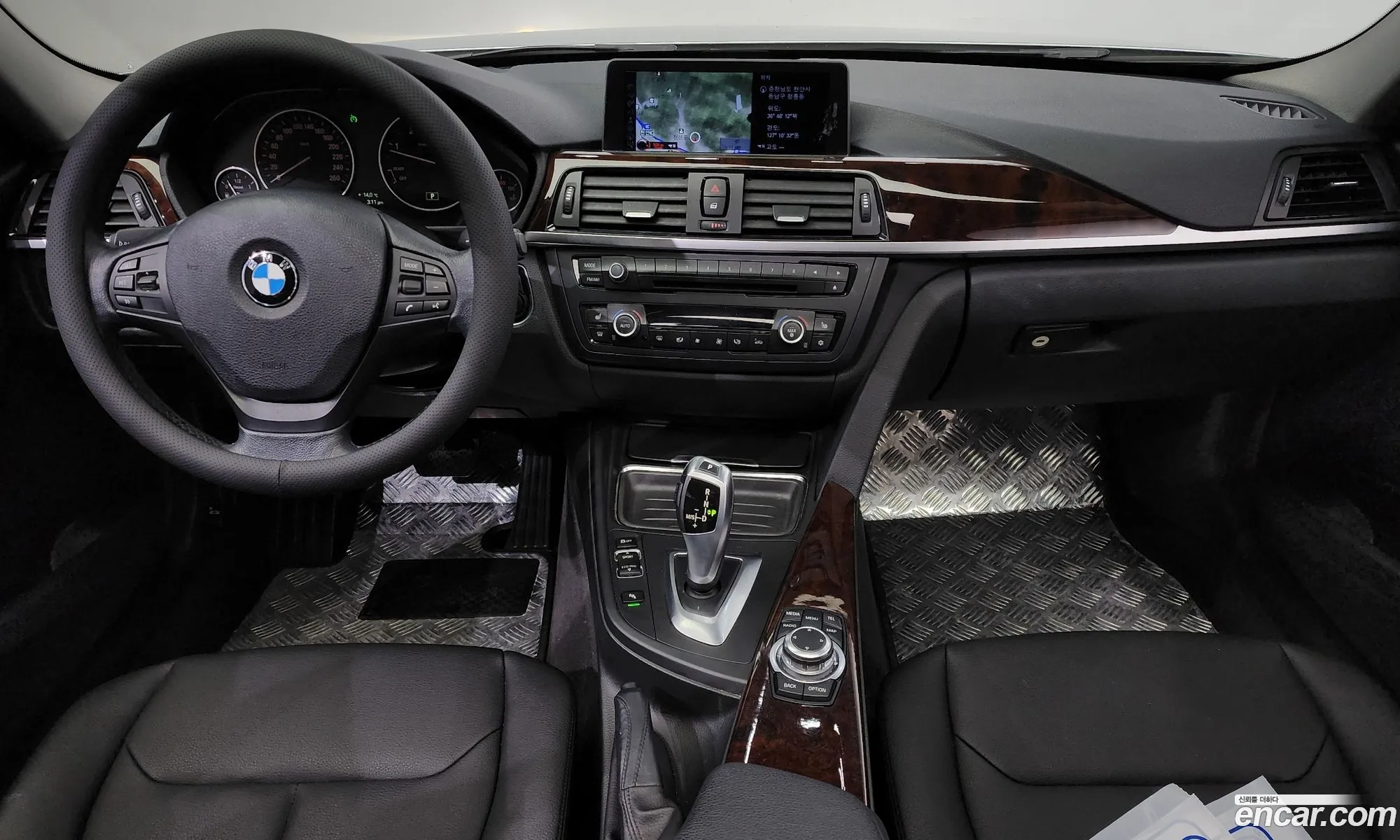 BMW 3 Series 2012 WBA3D3105CF243089 — 16