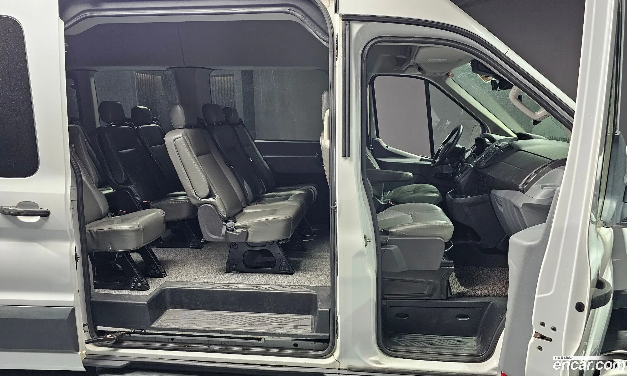 Ford Transit 2016 1FBVU4XGXGKA53604 — 16