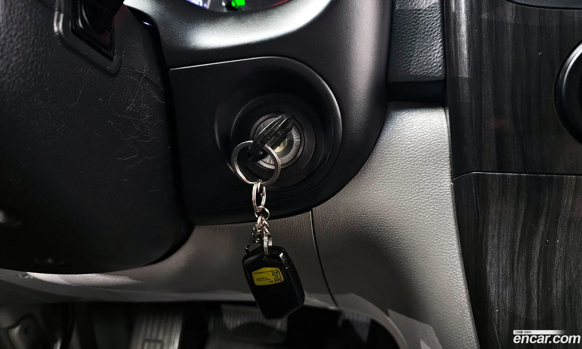 Kia Carnival R 2013 — 15
