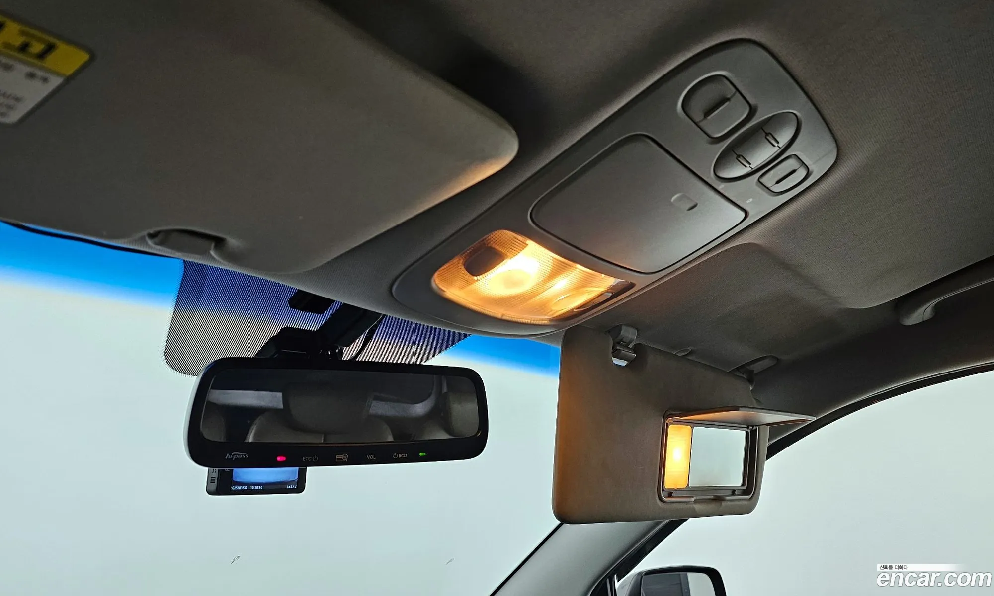 Kia Carnival R 2013 — 14
