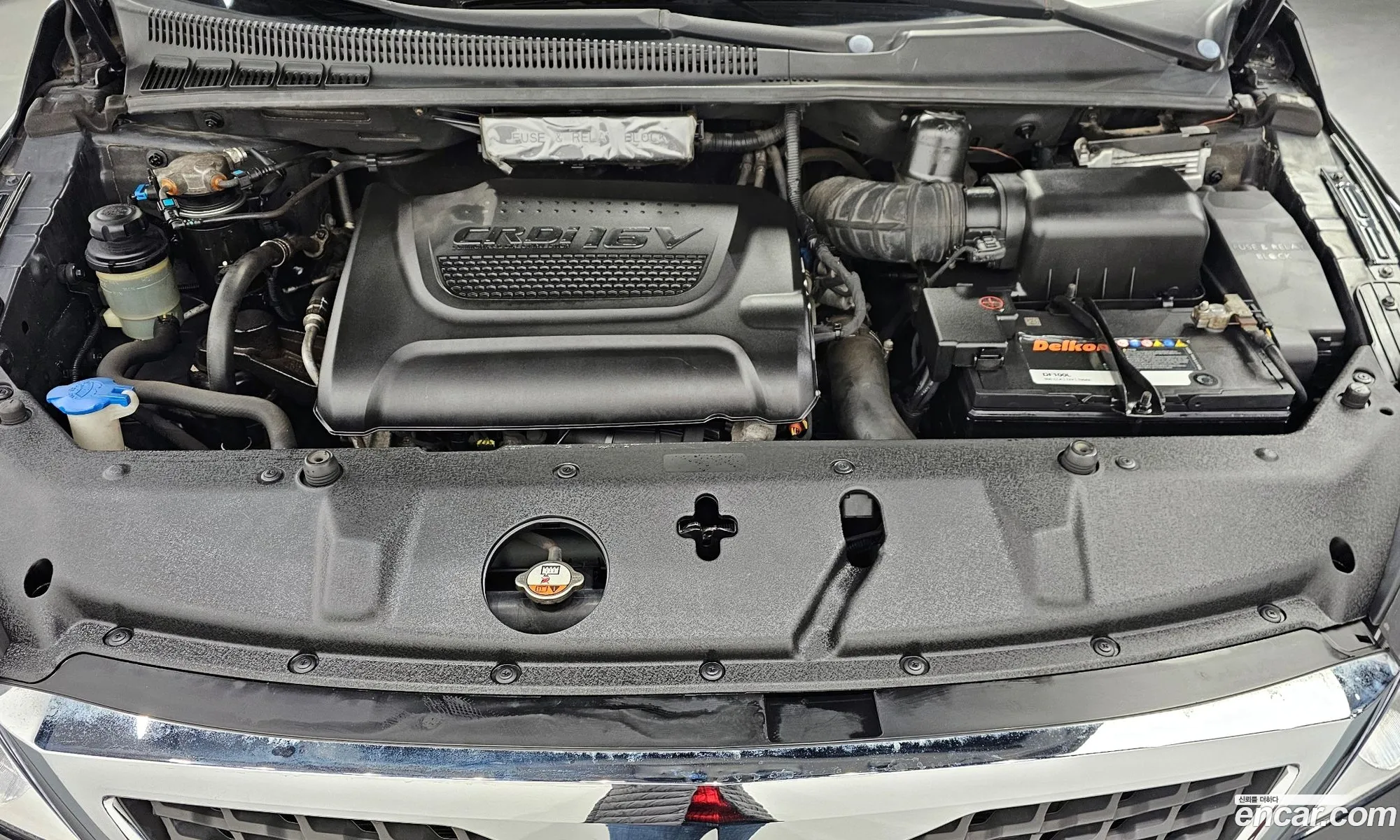 Kia Carnival R 2013 — 18