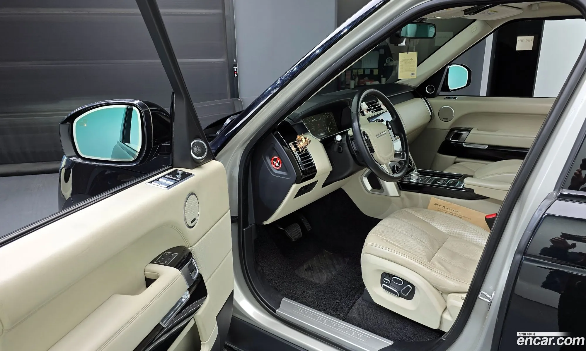 Land Rover Range Rover 2014 SALGA2KF0EA147292 — 10