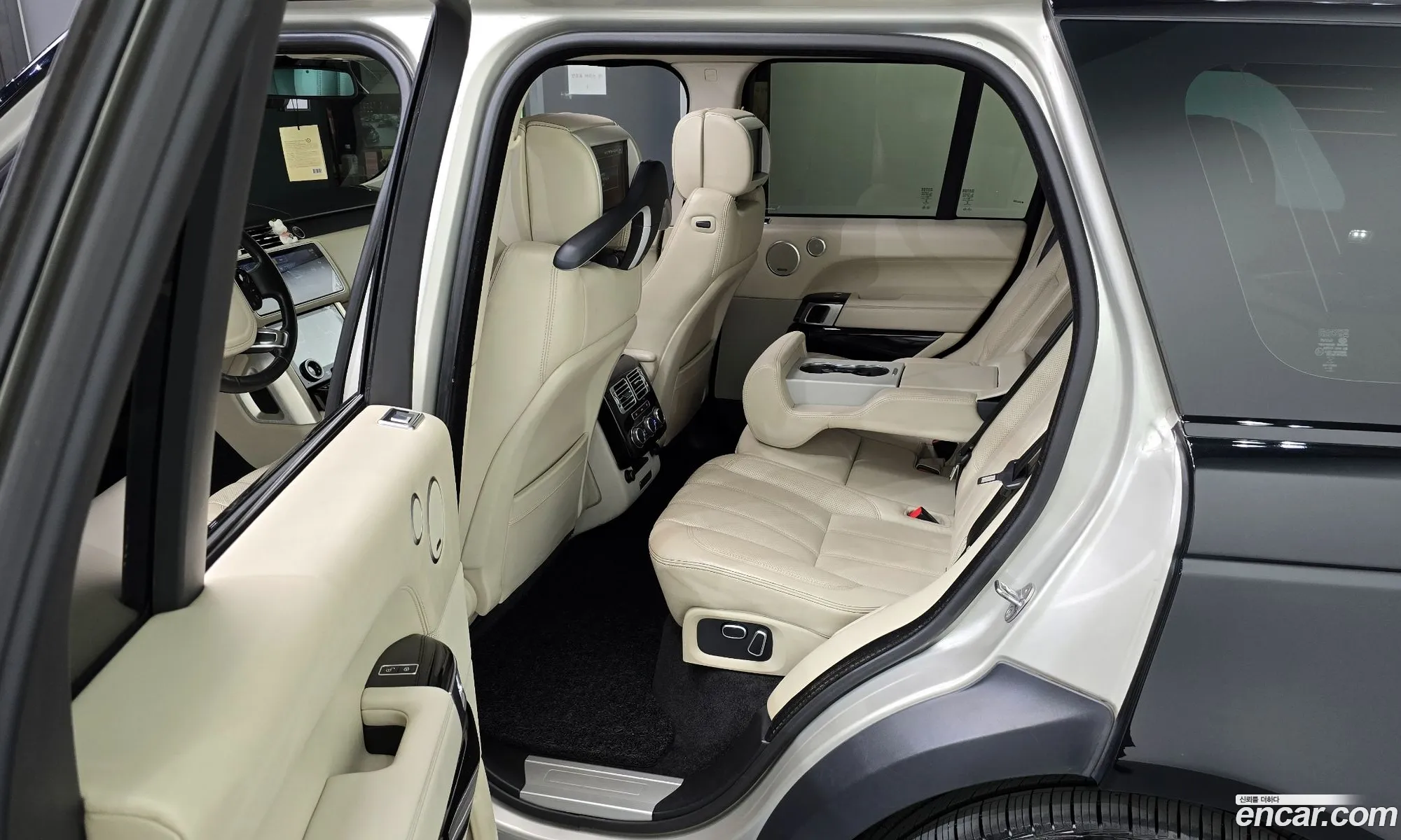 Land Rover Range Rover 2014 SALGA2KF0EA147292 — 16