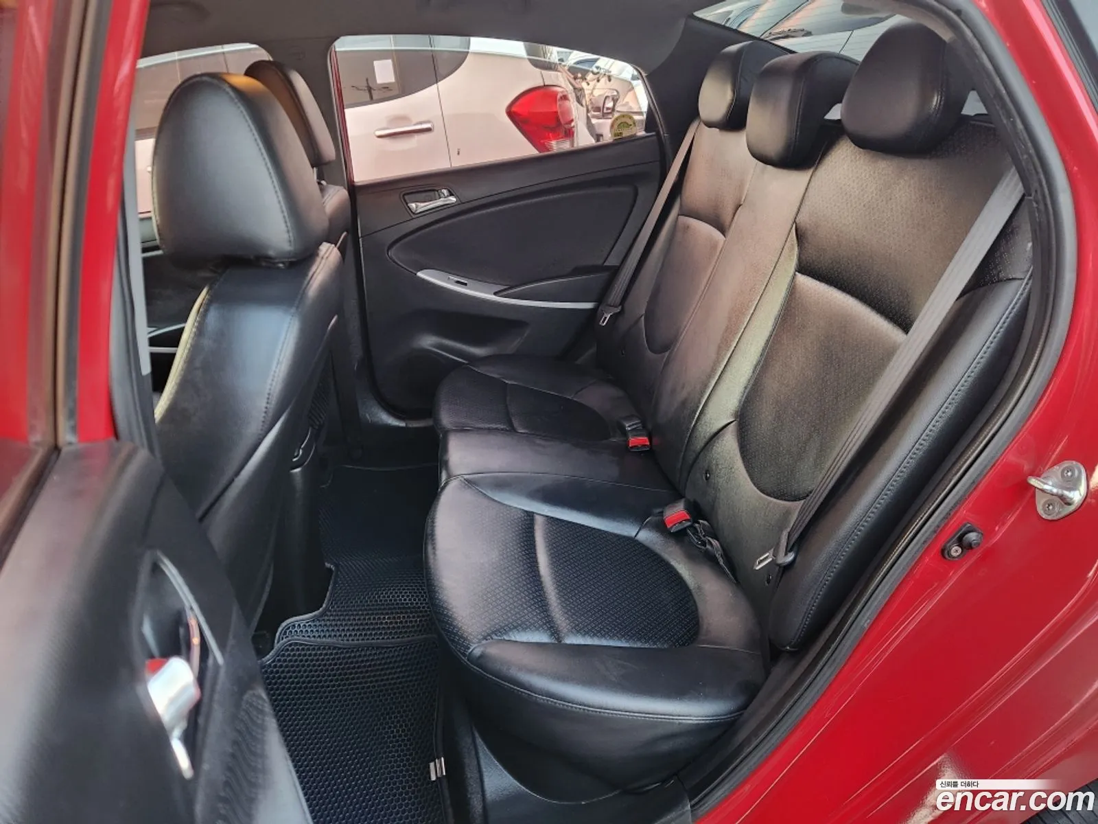 Hyundai Accent 2011 — 9