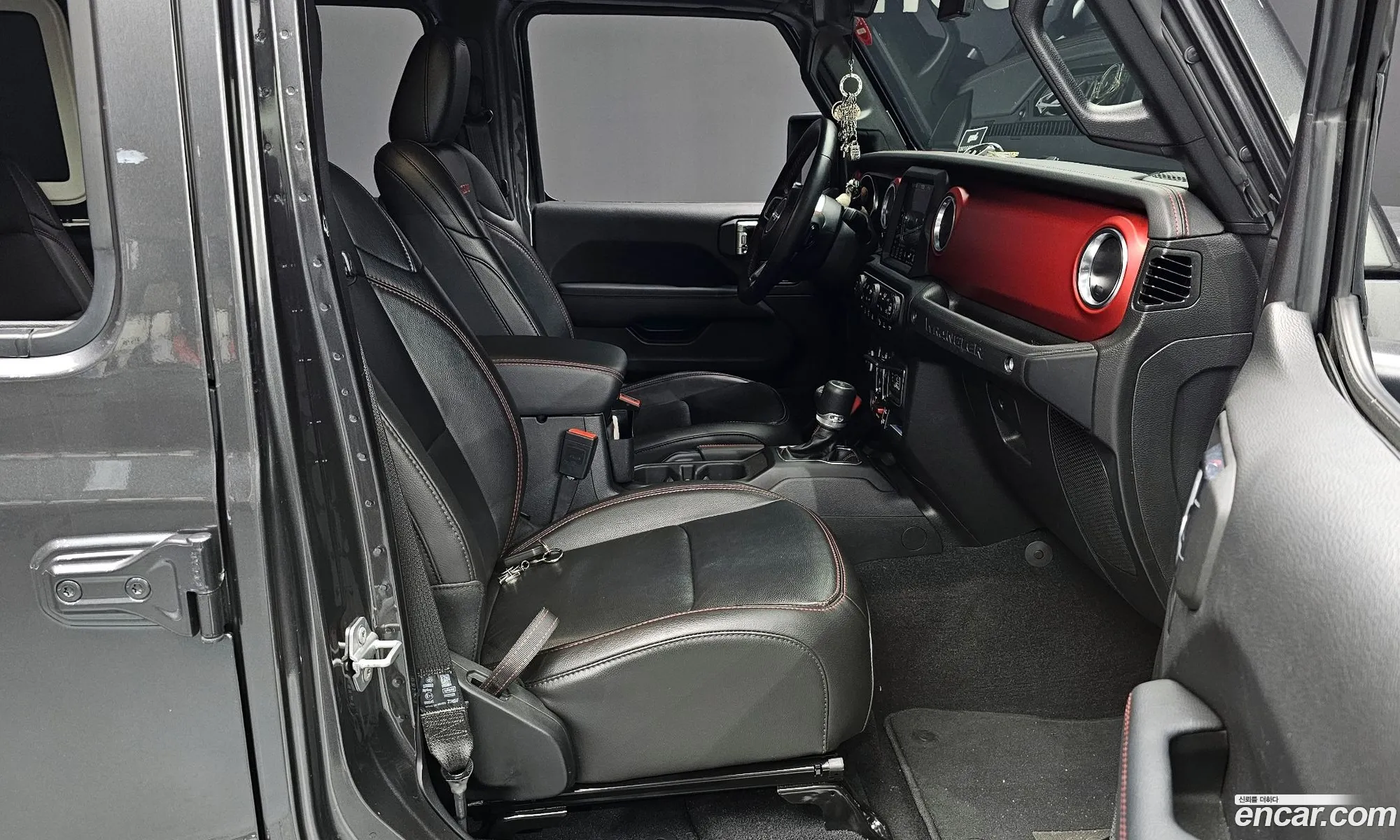 Jeep Wrangler 2023 — 9