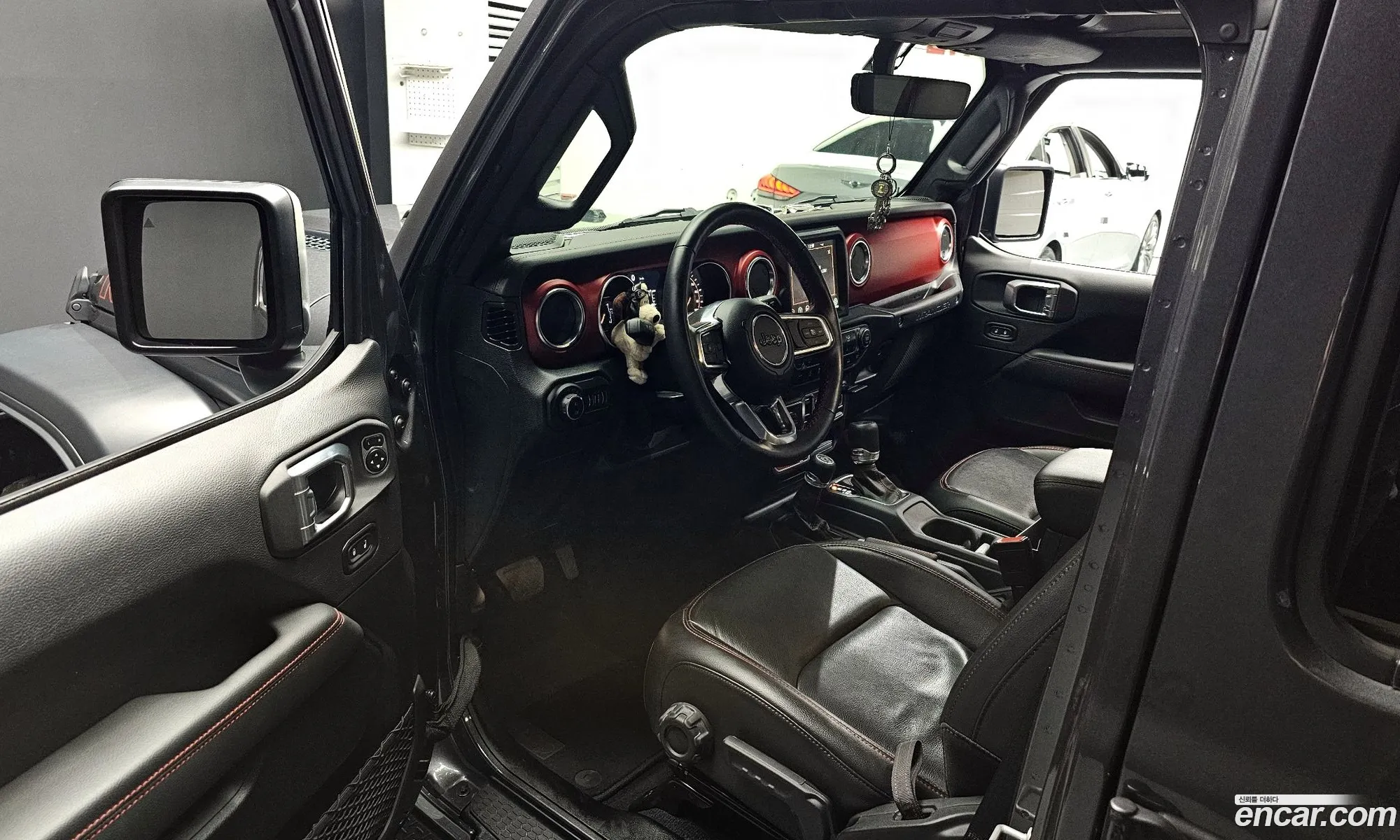 Jeep Wrangler 2023 — 8