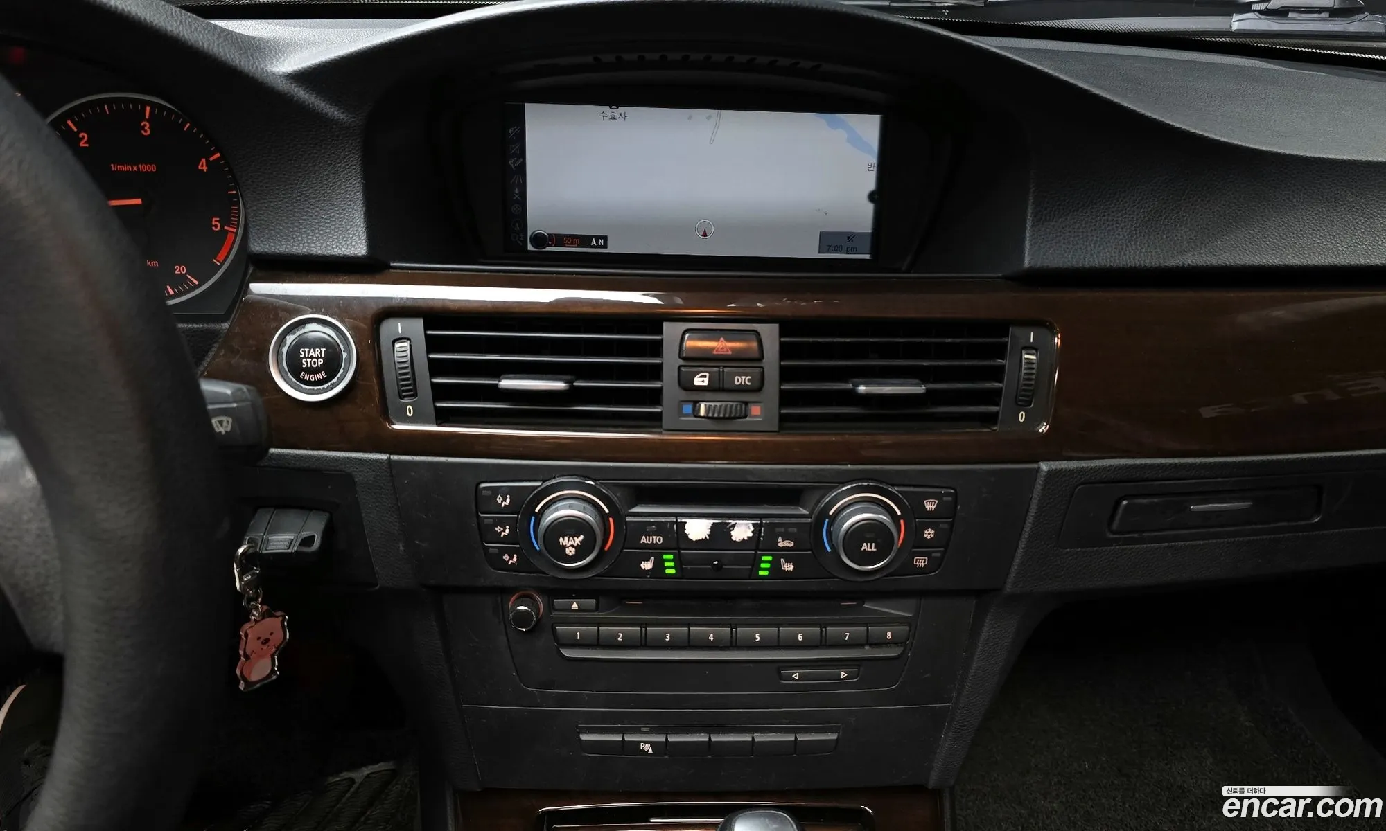 BMW 3 Series 2010 WBAPP150XANN16702 — 18