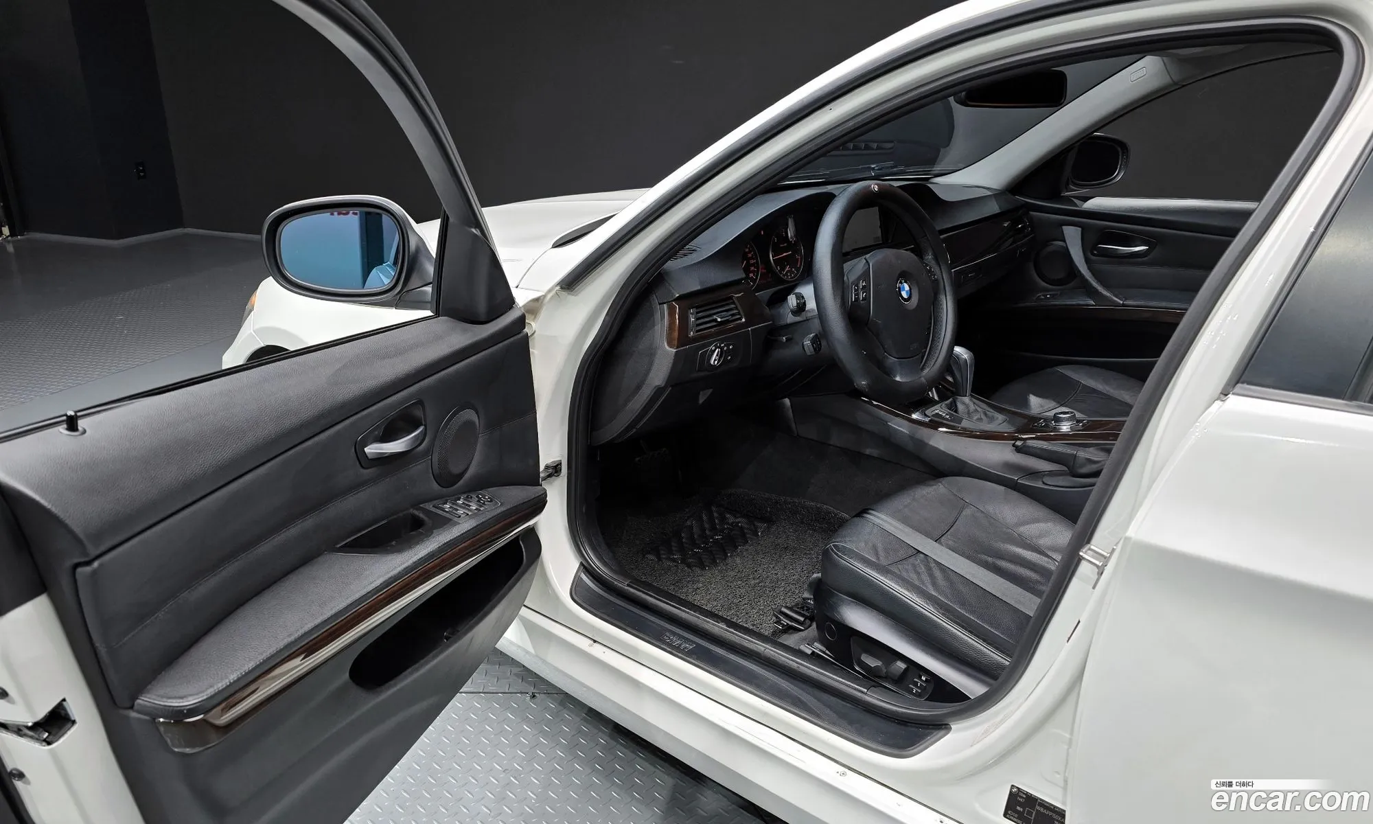 BMW 3 Series 2010 WBAPP150XANN16702 — 11