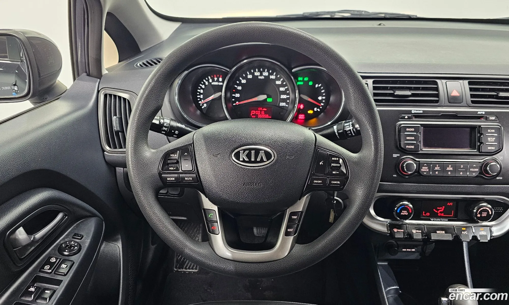 Kia Pride 2011 — 15