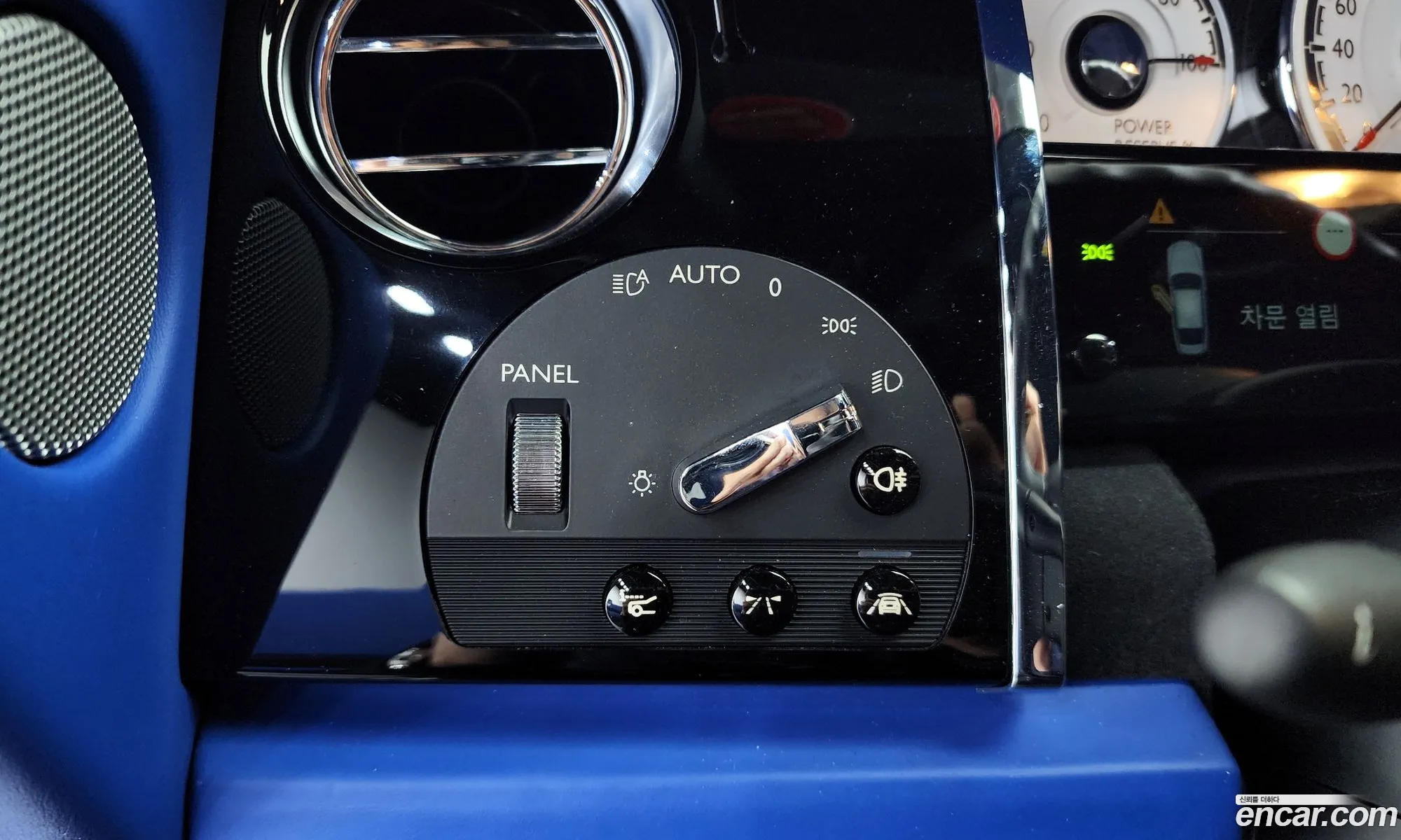 Rolls-Royce Wraith 2019 SCA665C07KUX82043 — 12
