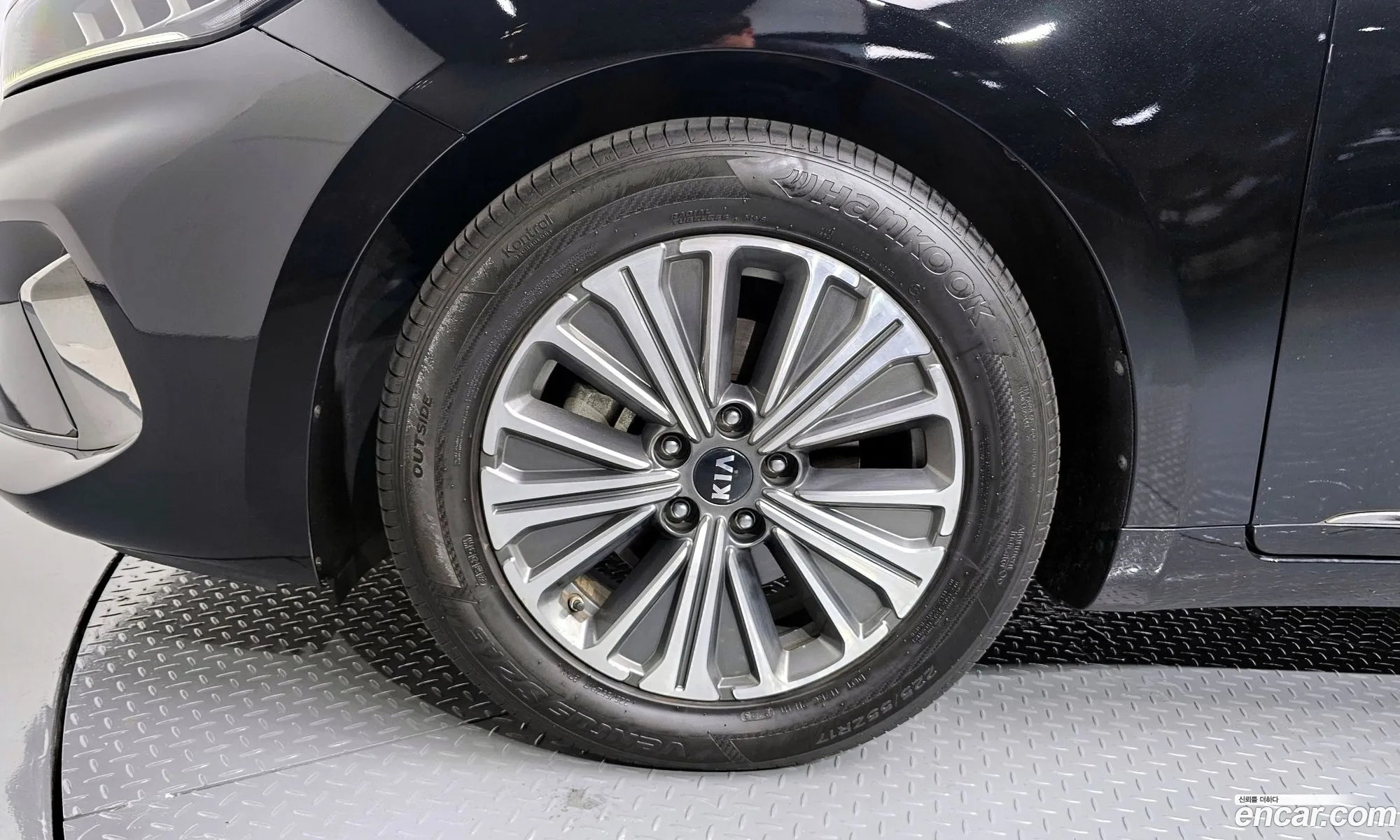 Kia K7 Premier Hybrid 2019 — 18