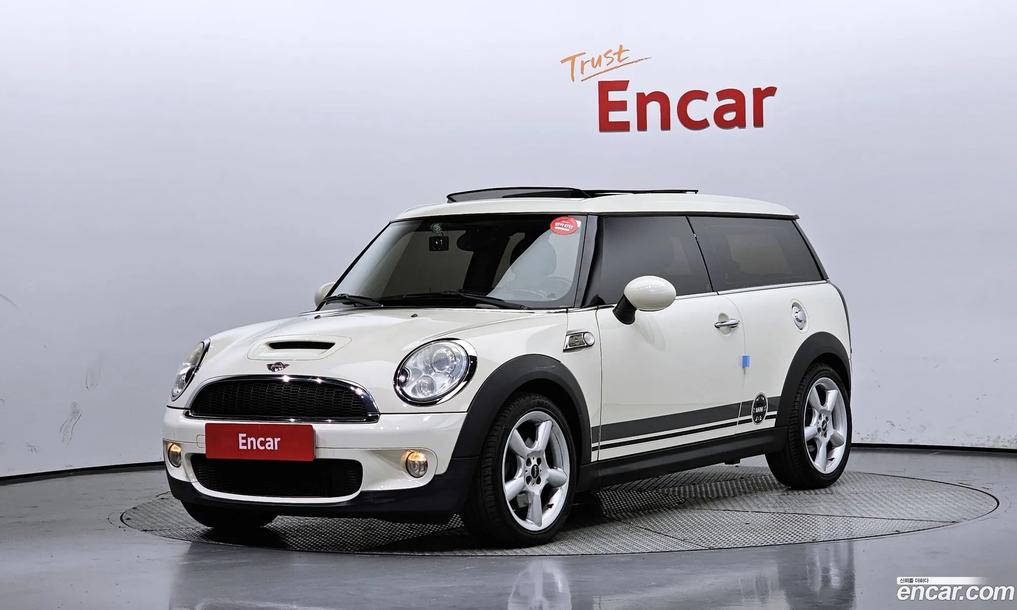 Mini Cooper S Clubman 2010 WMWMM3107ATN73187 — 2