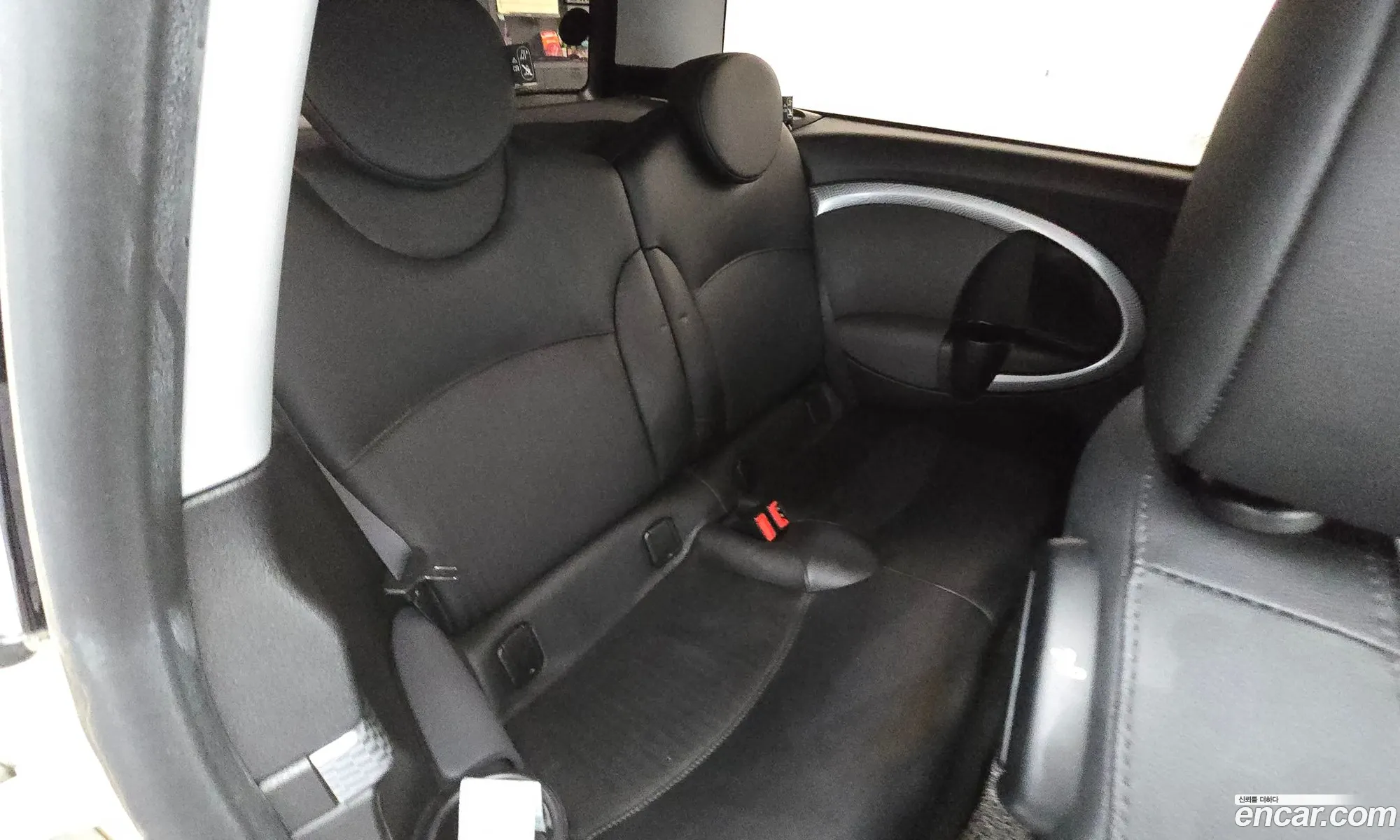 Mini Cooper S Clubman 2010 WMWMM3107ATN73187 — 16