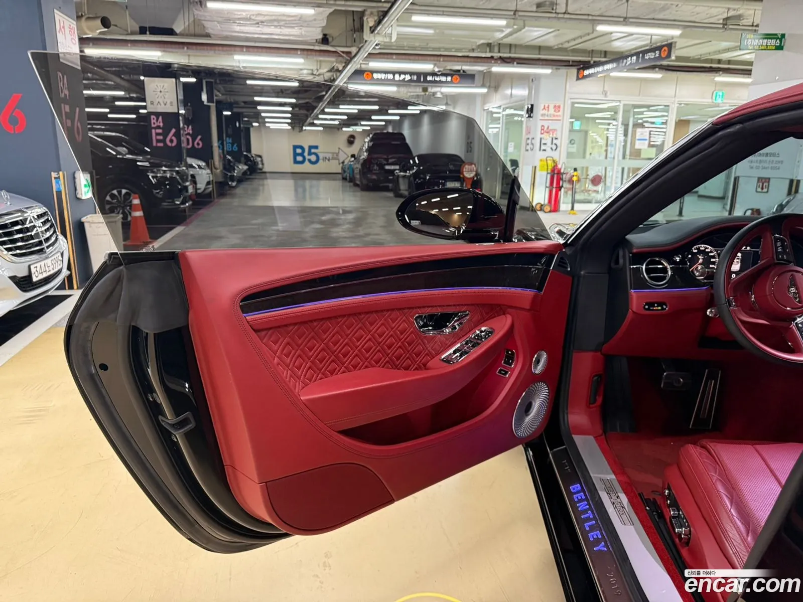 Bentley Continental GT 2019 — 18