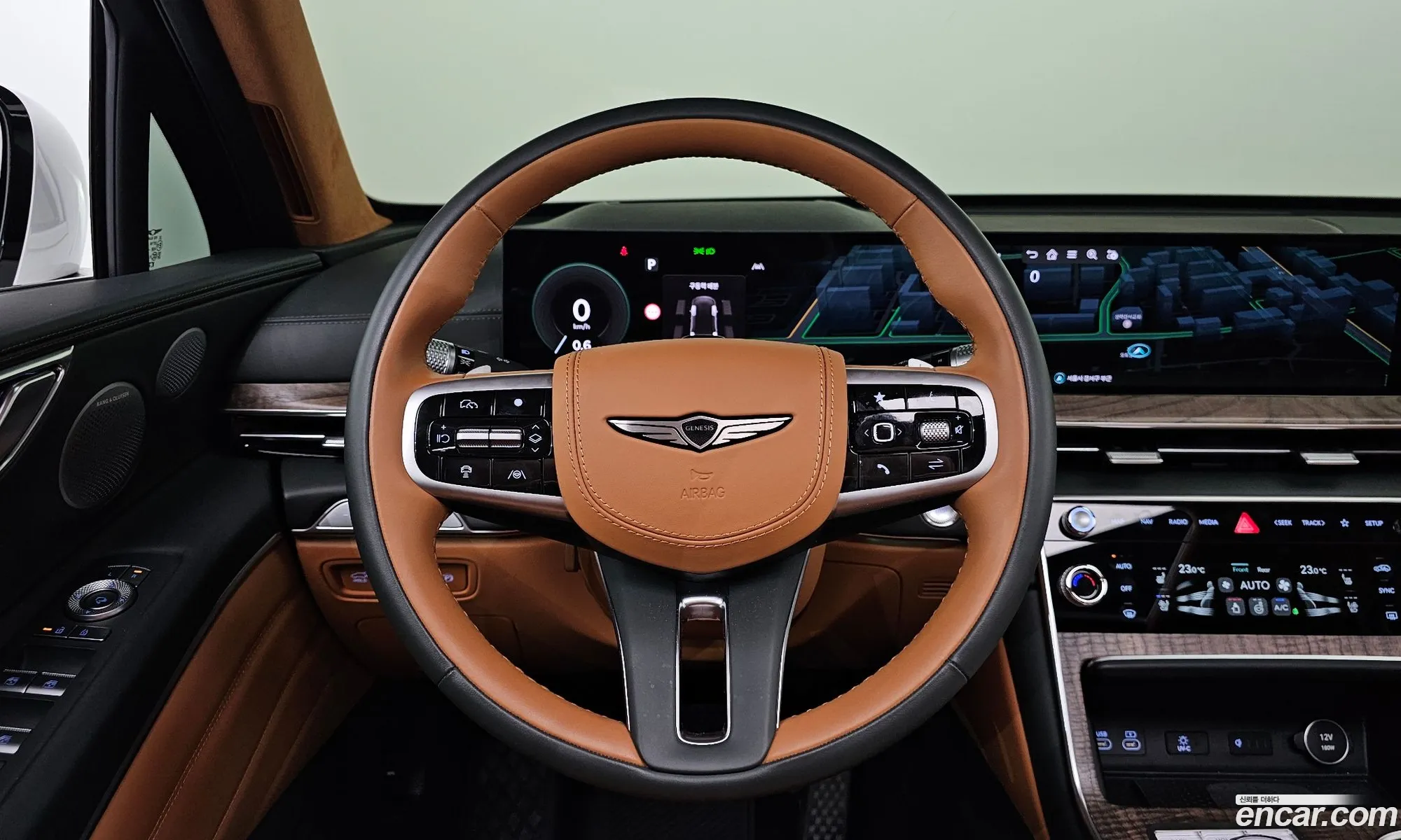 Genesis GV80 2023 — 16