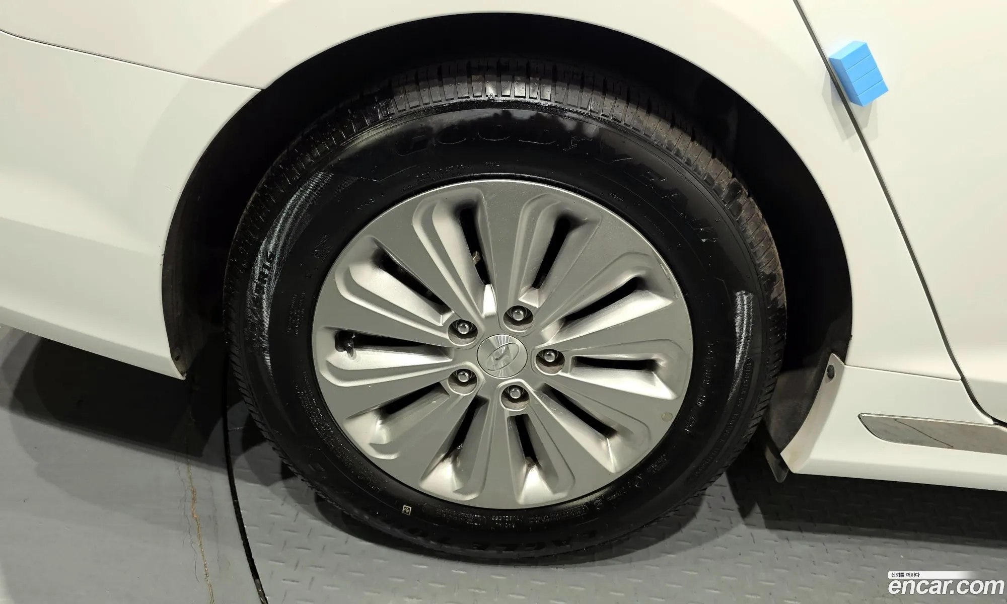 Hyundai LF Sonata Hybrid 2016 KMHE3411BHA049072 — 6