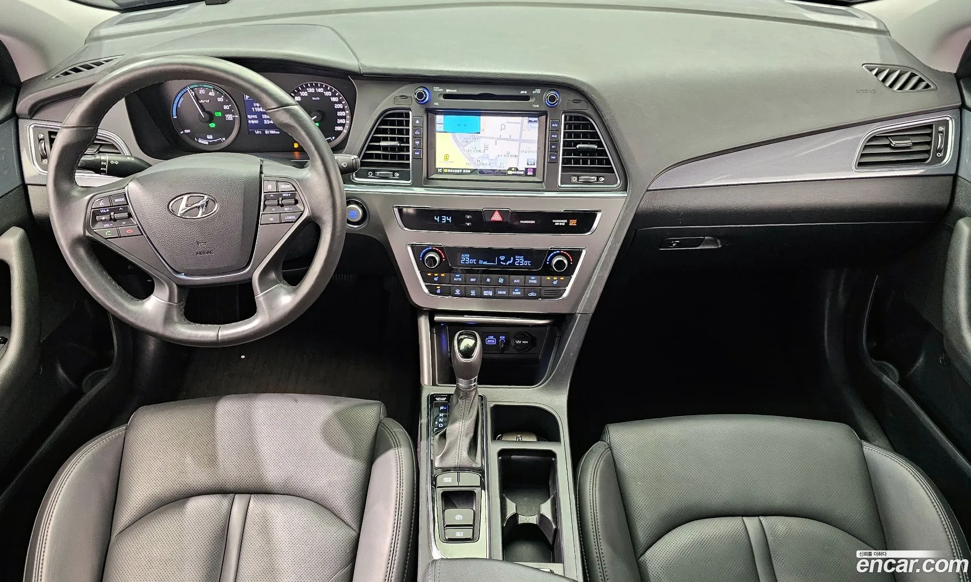 Hyundai LF Sonata Hybrid 2016 KMHE3411BHA049072 — 14