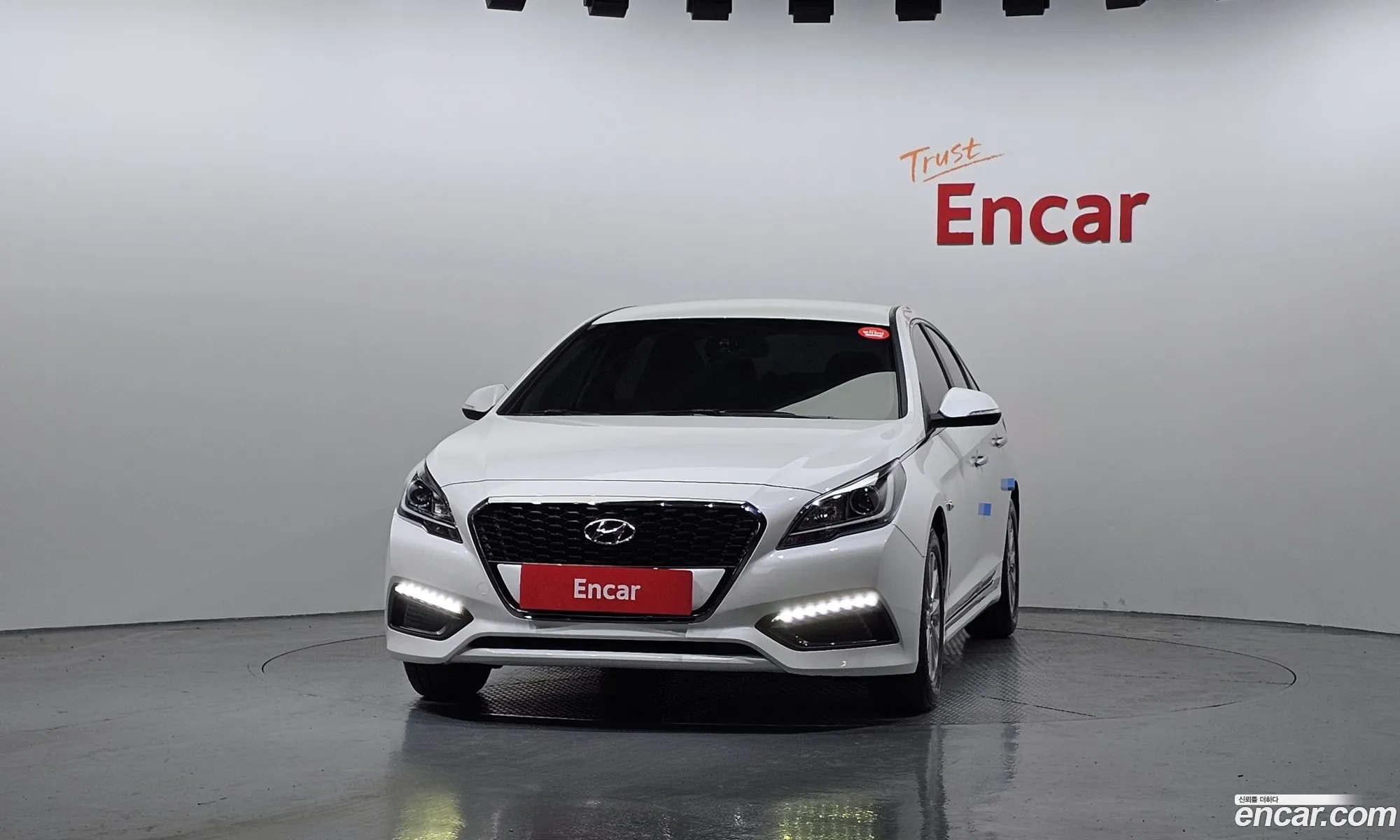 Hyundai LF Sonata Hybrid 2016 KMHE3411BHA049072 — 12