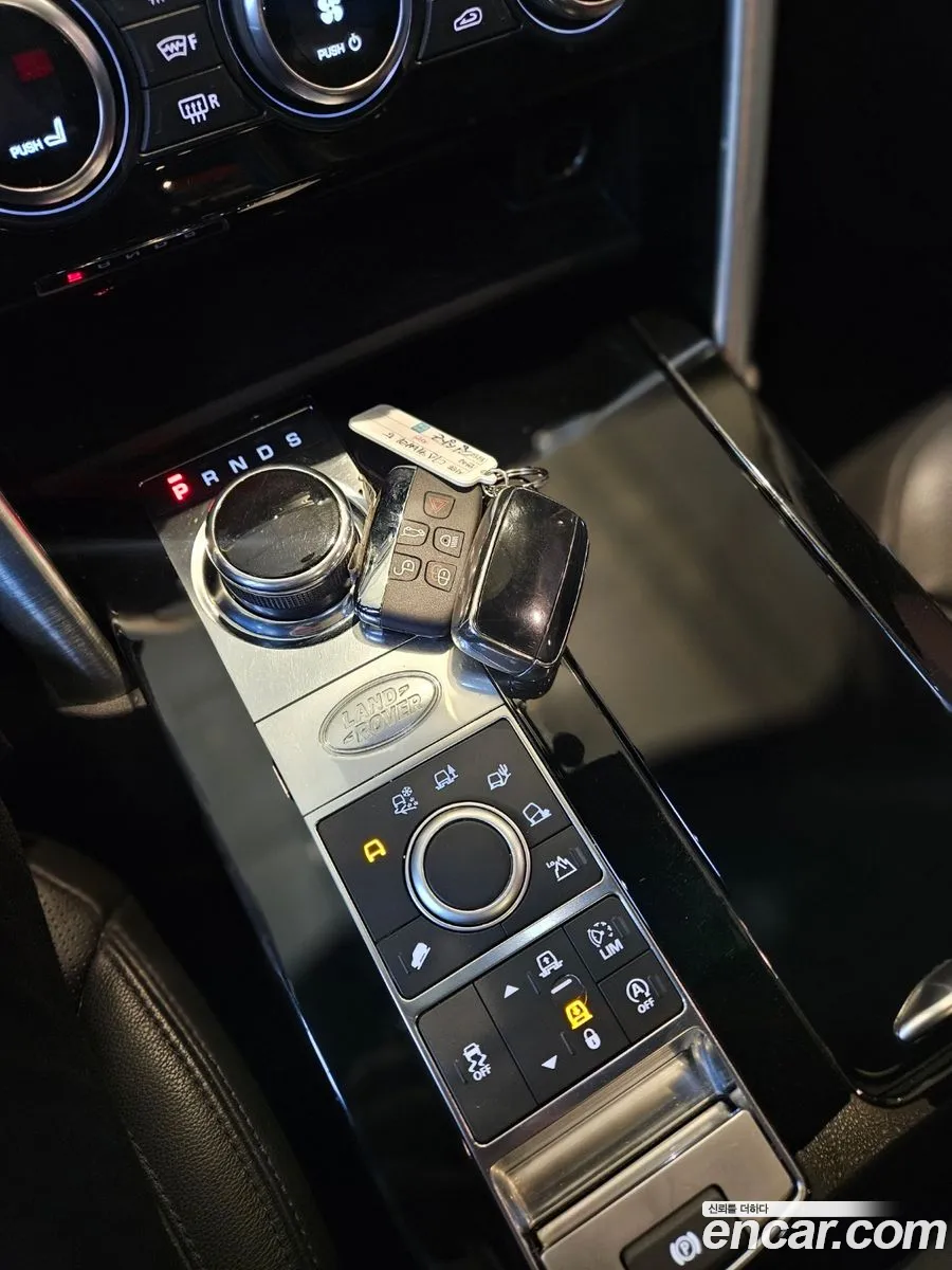 Land Rover Discovery 5 2017 — 19