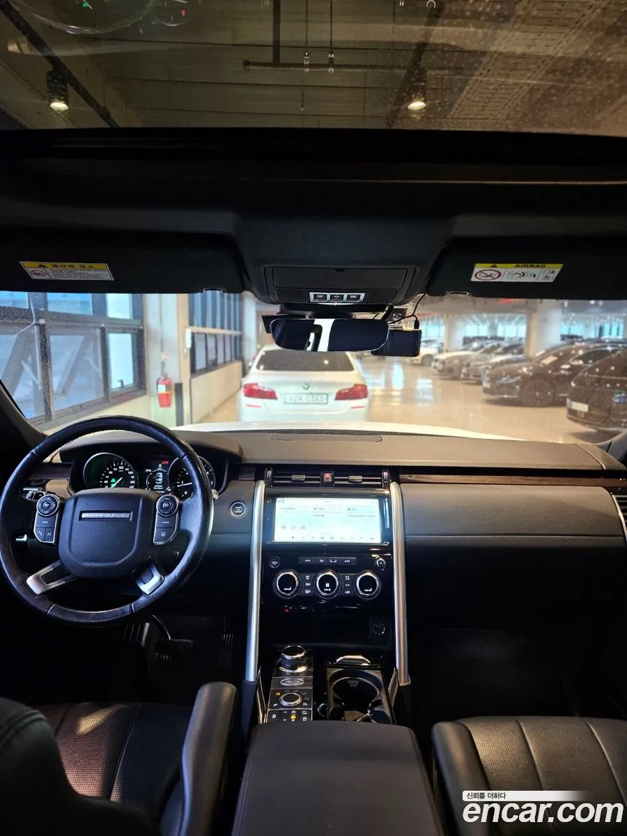 Land Rover Discovery 5 2017 — 6