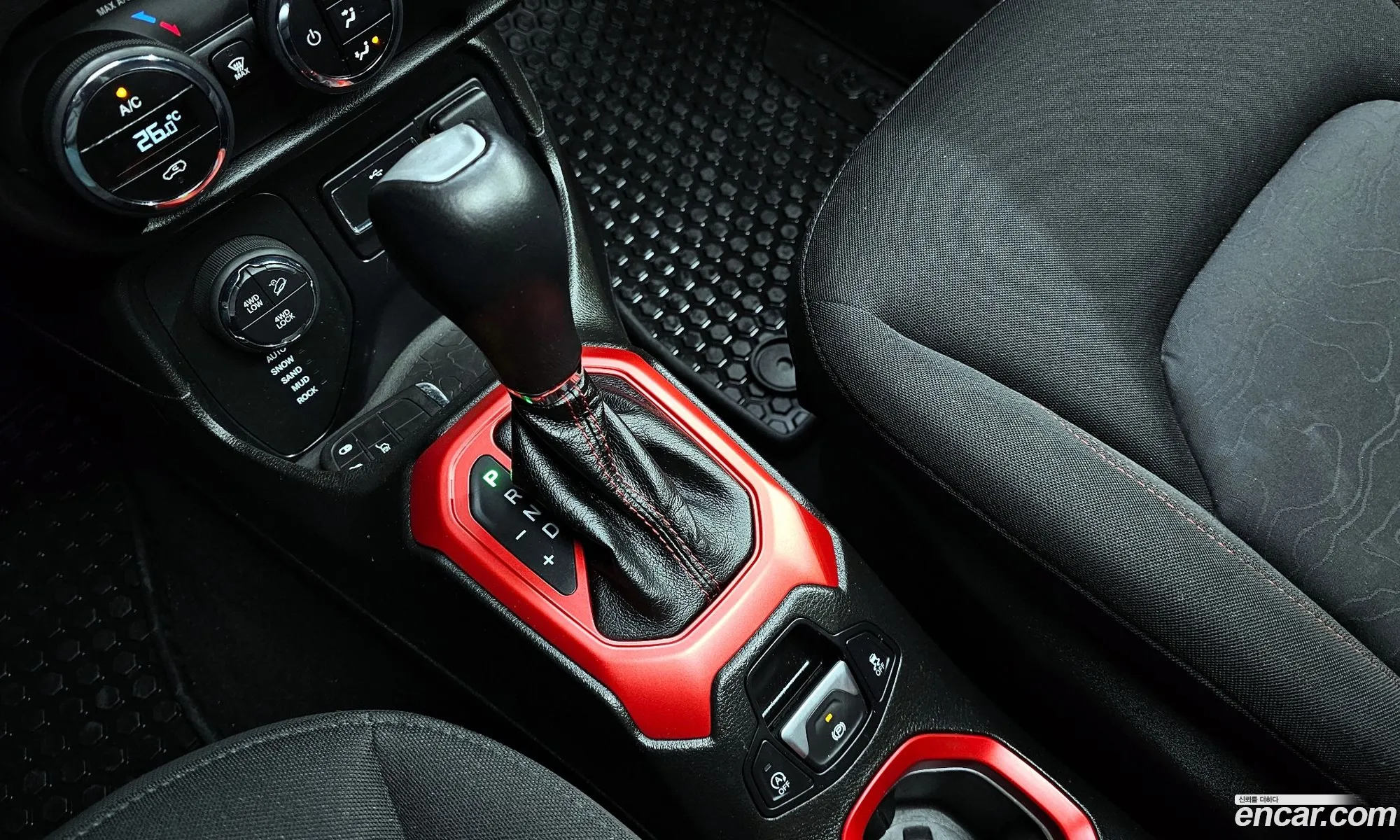 Jeep Renegade 2017 1C4BU0000HPF34008 — 8