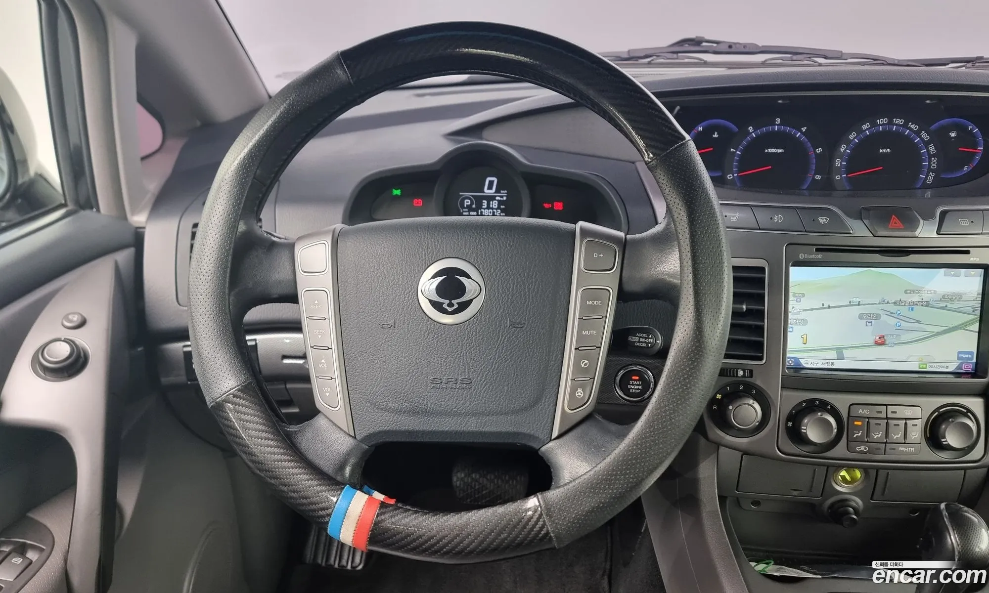 KG Mobility (SsangYong) Korando Turismo 2014 — 17
