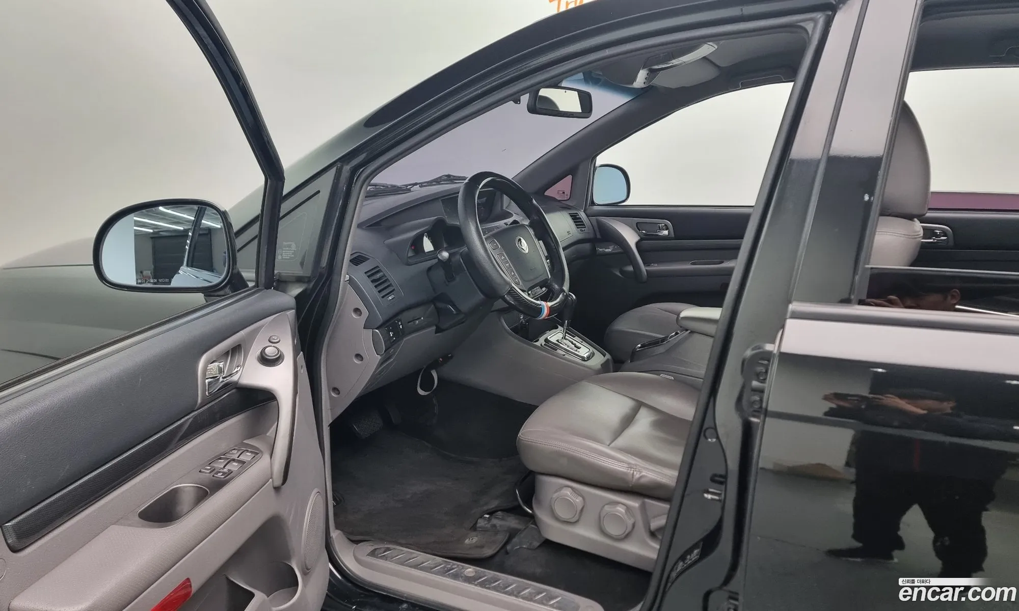 KG Mobility (SsangYong) Korando Turismo 2014 — 6