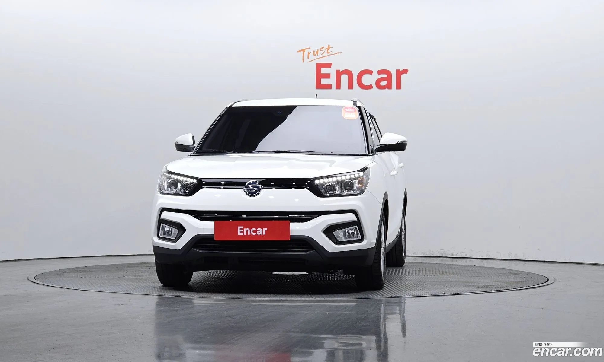 KG Mobility (SsangYong) Tivoli Armour 2017 — 18