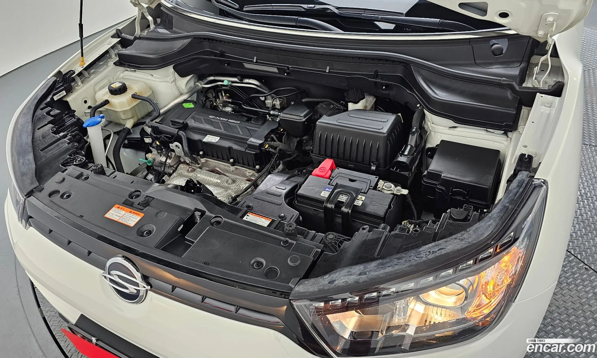 KG Mobility (SsangYong) Tivoli Armour 2017 — 16