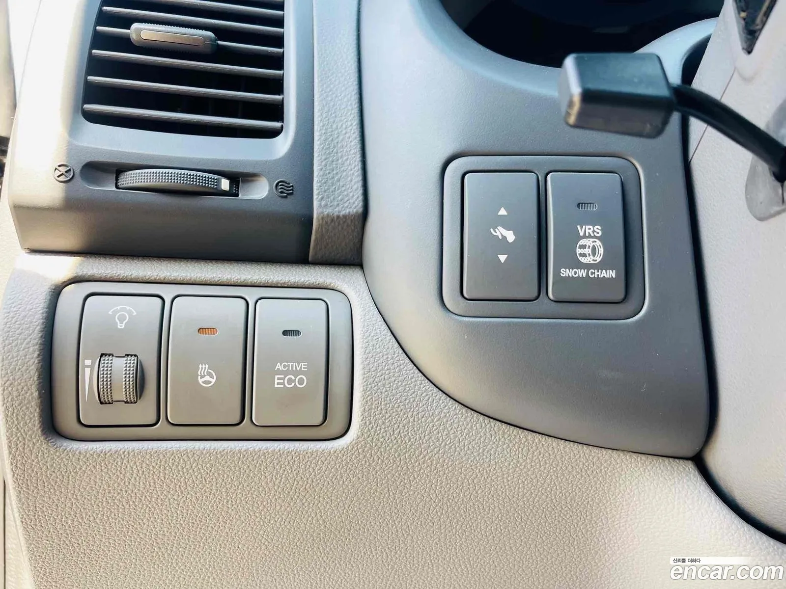 Kia Carnival R 2013 — 12