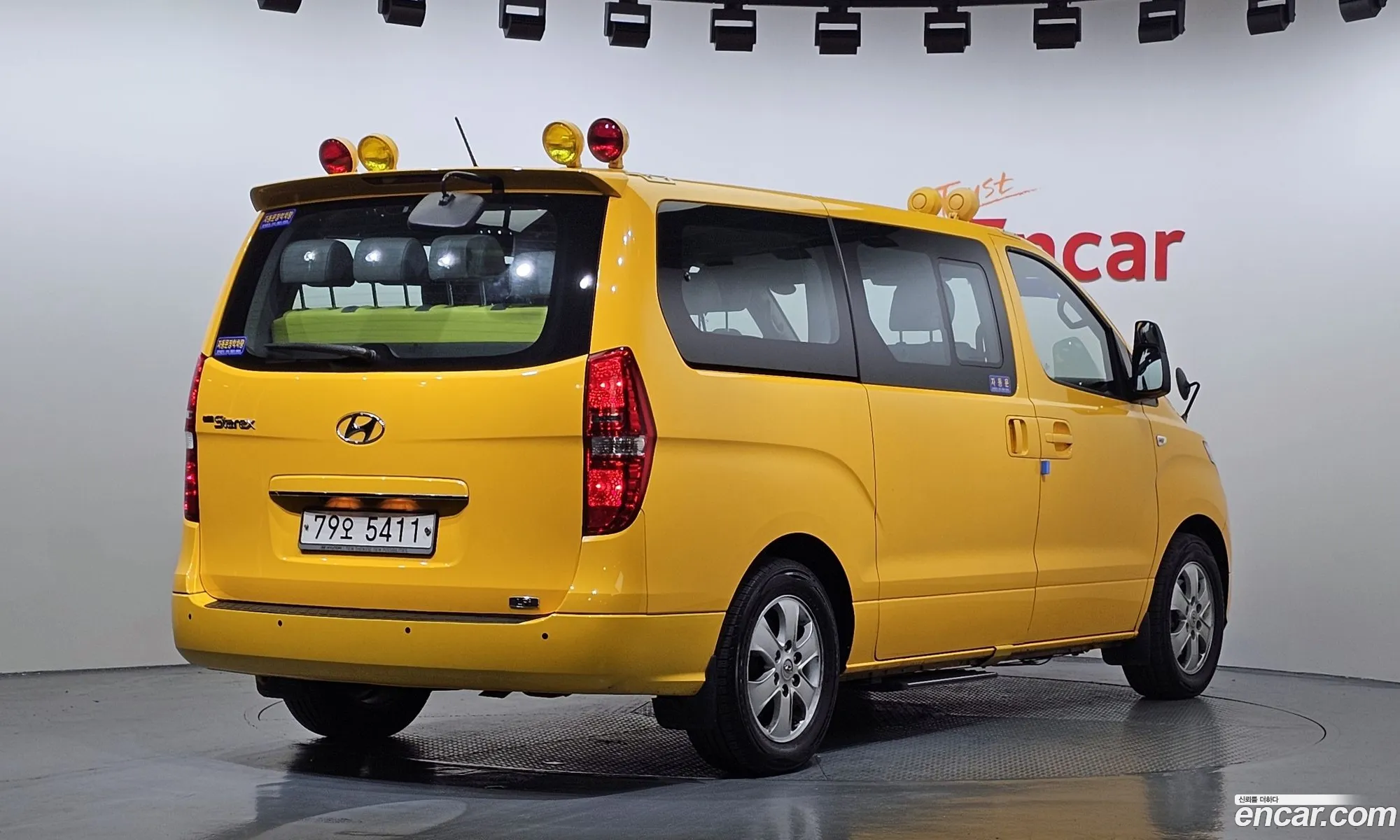 Hyundai Grand Starex 2019 — 12