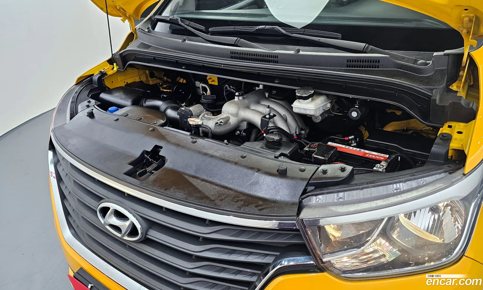 Hyundai Grand Starex 2019 — 19