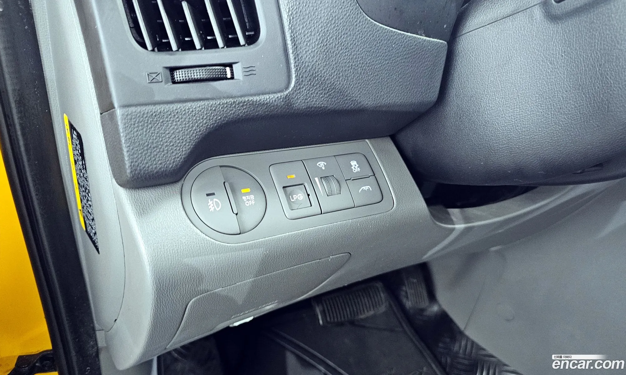 Hyundai Grand Starex 2019 — 3