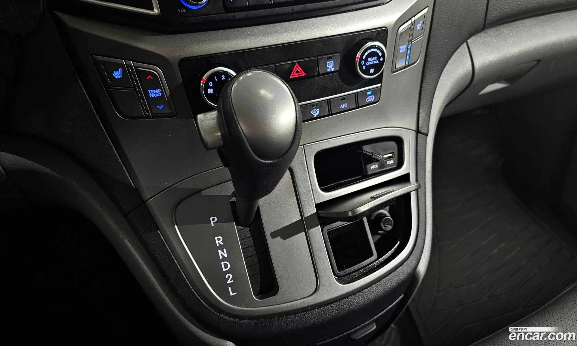Hyundai Grand Starex 2019 — 15