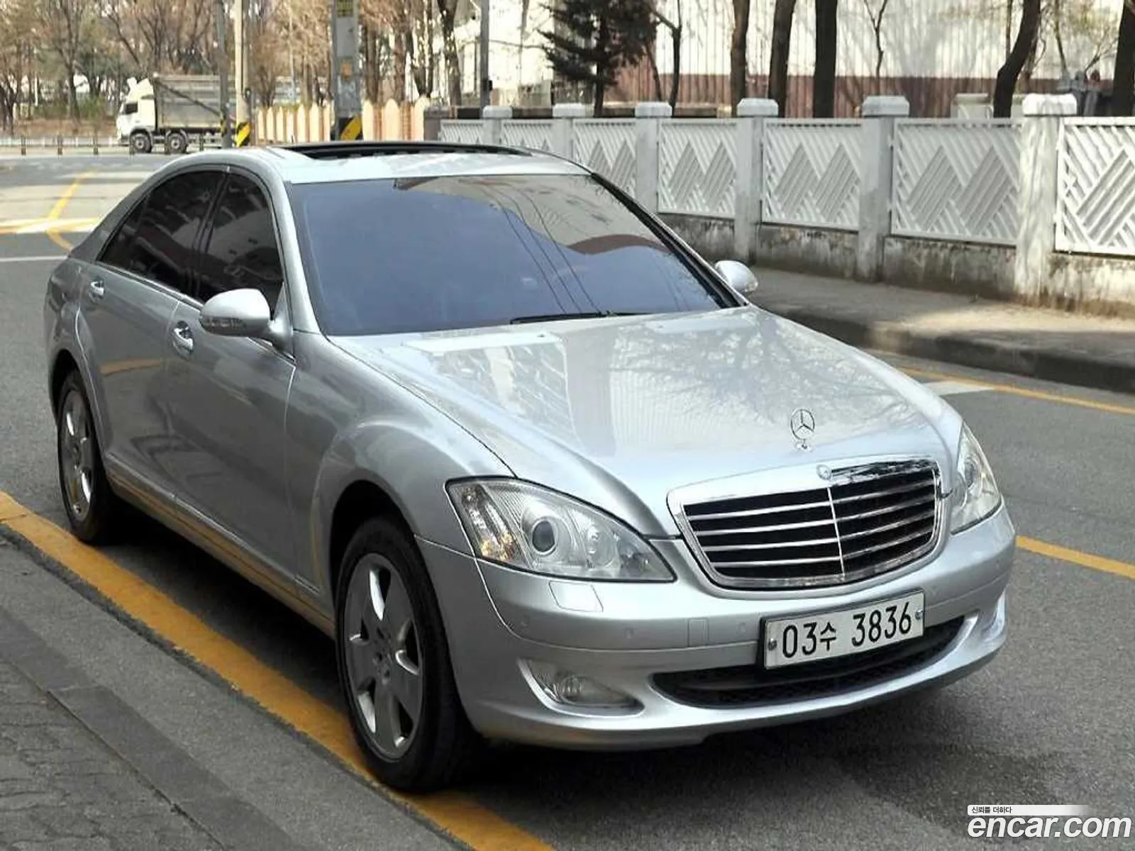 Mercedes-Benz S-Class W221 2005 — 18