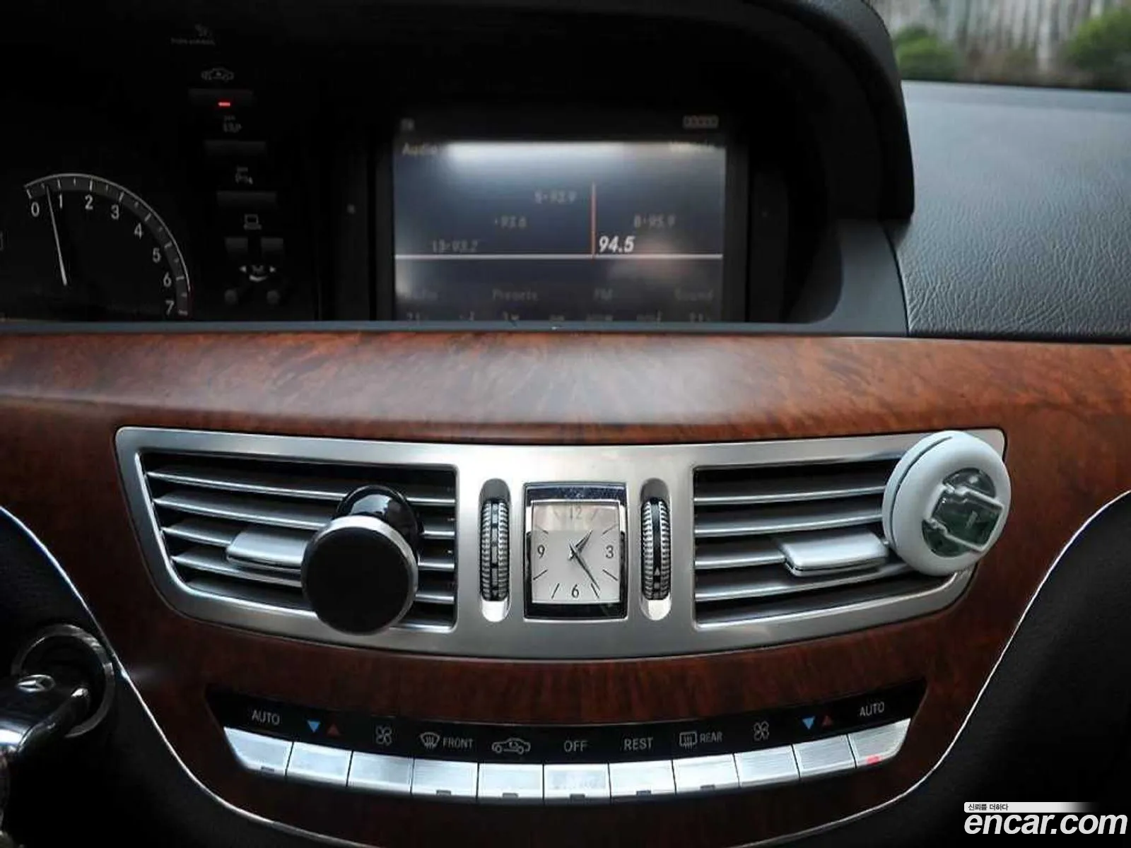 Mercedes-Benz S-Class W221 2005 — 13