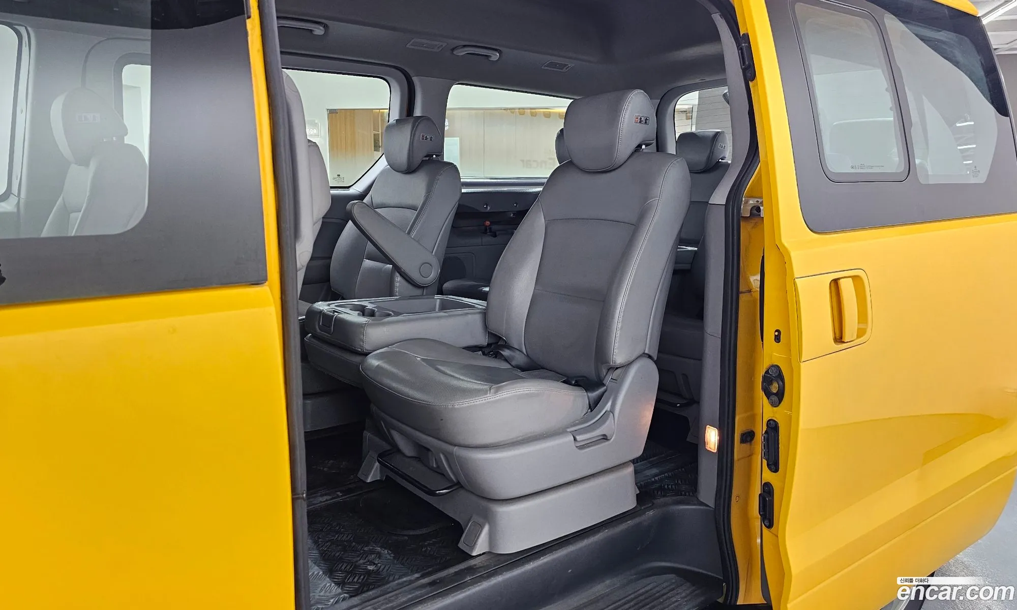 Hyundai Grand Starex 2019 — 14