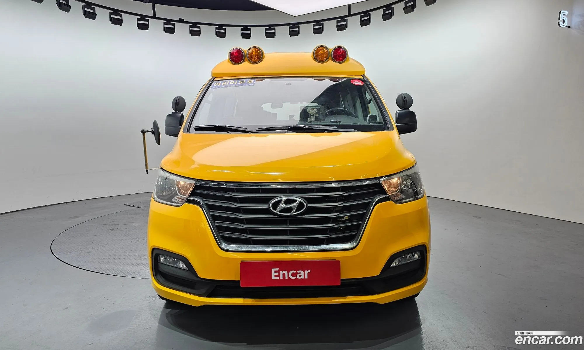 Hyundai Grand Starex 2019 — 10