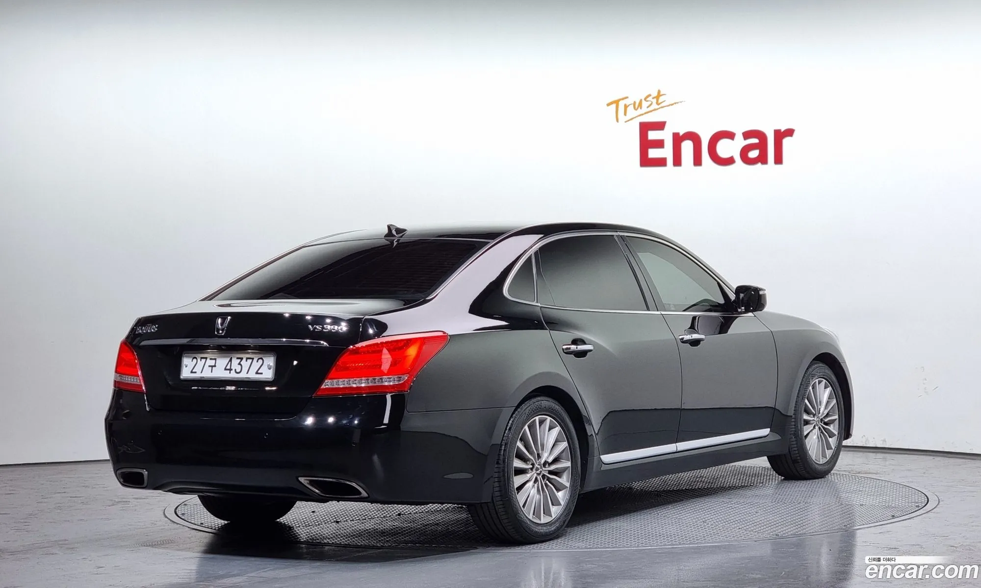 Hyundai Equus 2013 — 19