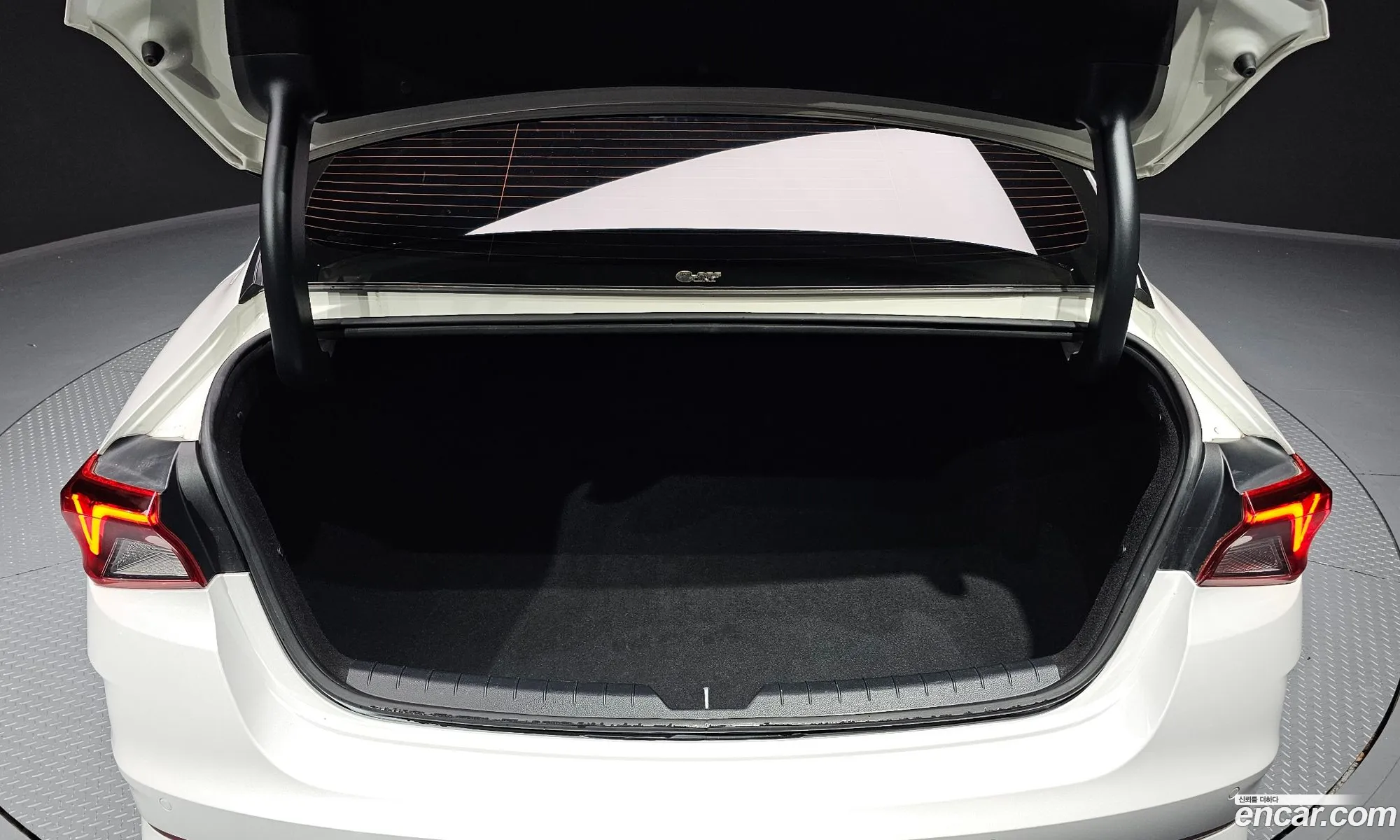Kia K5 2019 — 15