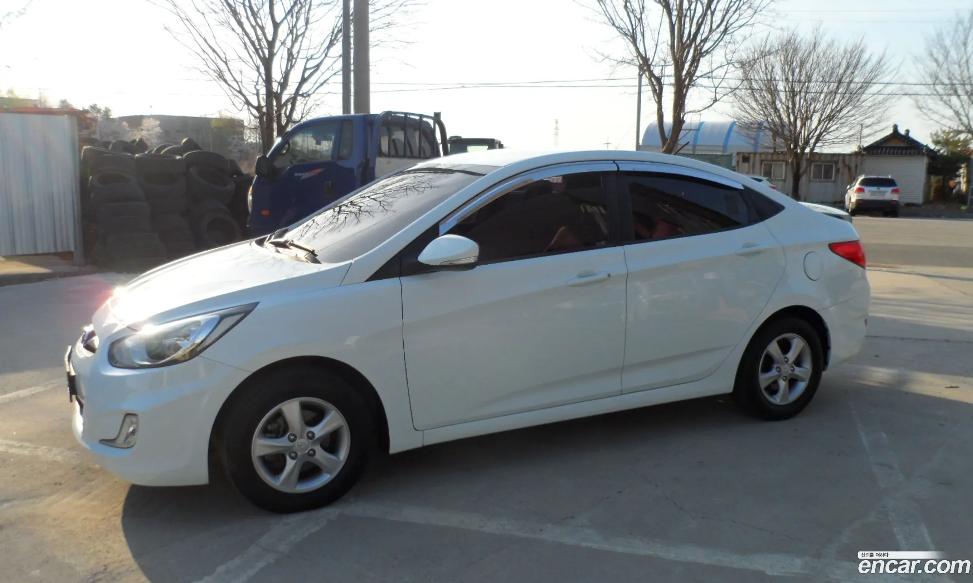 Hyundai Accent 2011 — 15