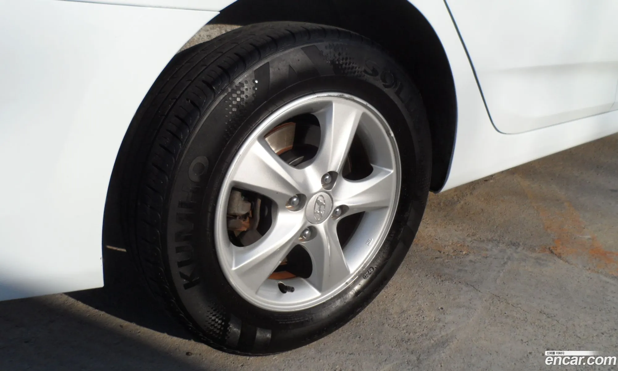 Hyundai Accent 2011 — 20