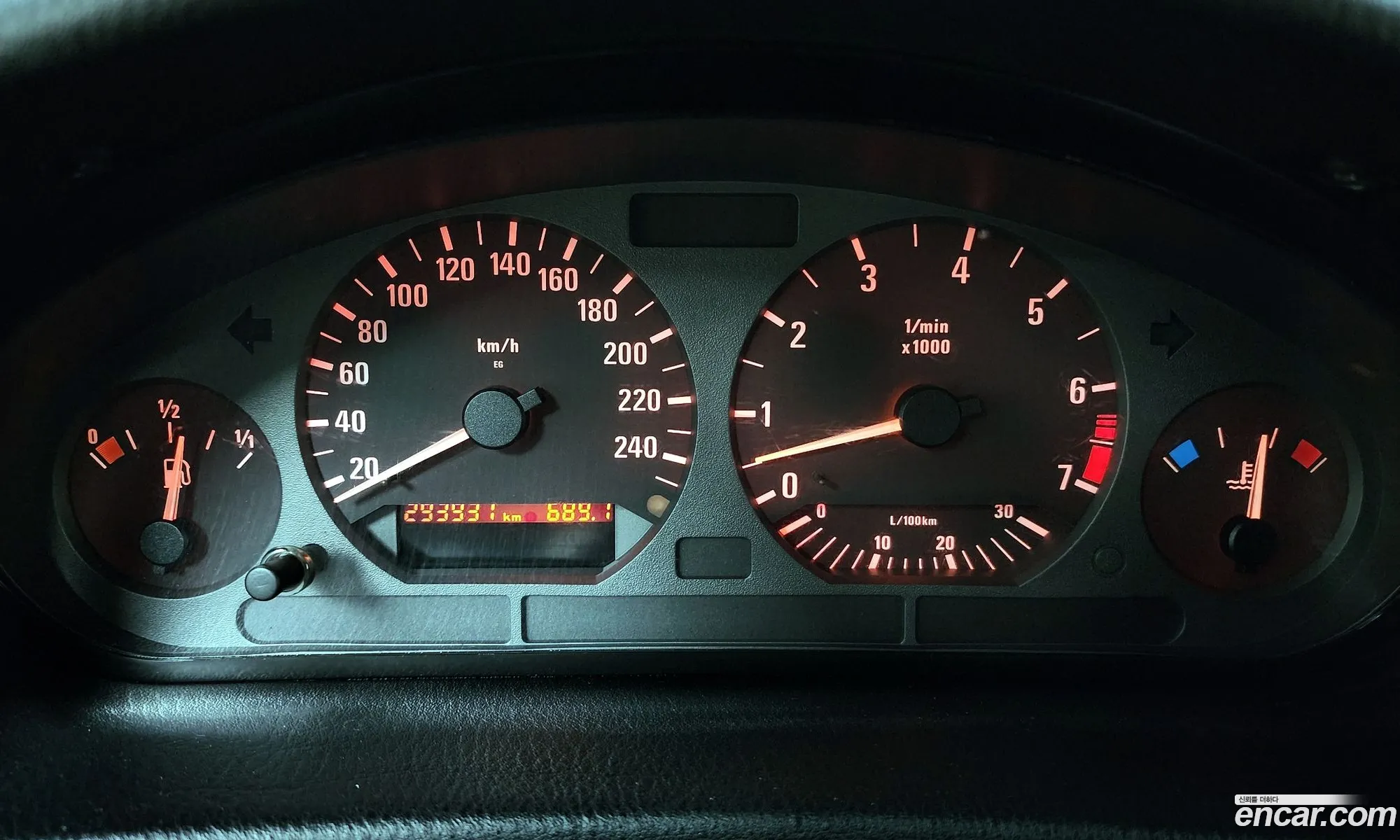 BMW 3 Series 1996 119611317370 — 9