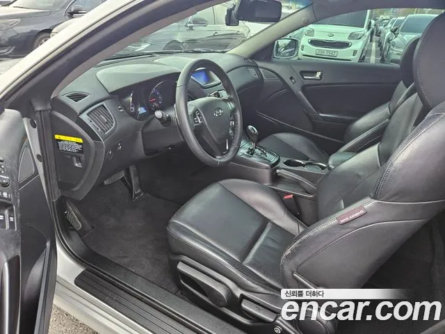 Hyundai Genesis Coupe 2010 — 4