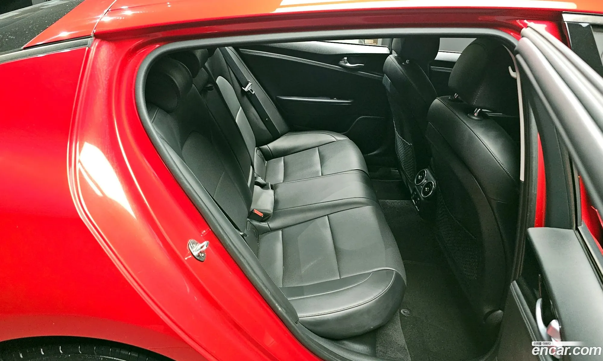 Kia Stinger 2019 — 4