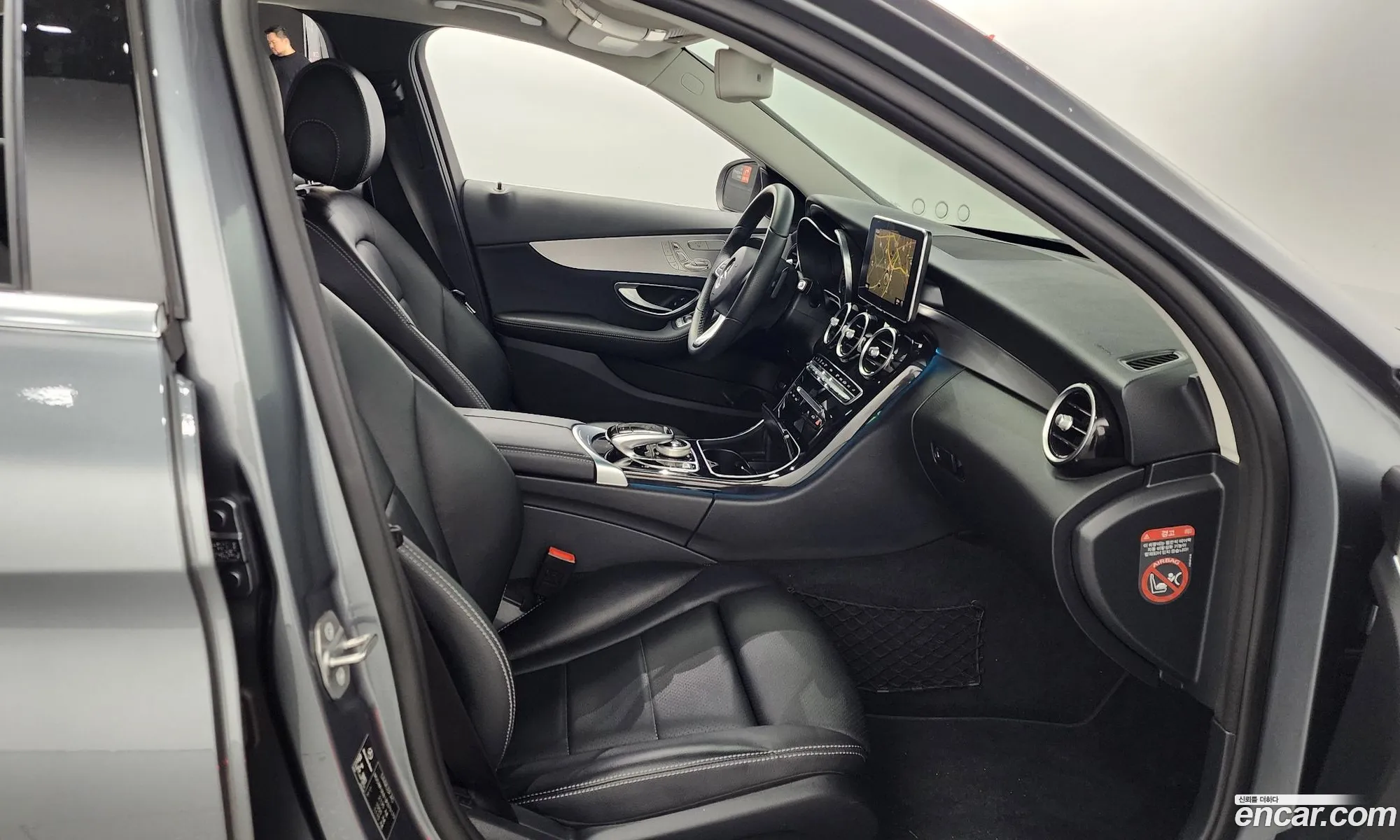 Mercedes-Benz C-Class W205 2018 — 19