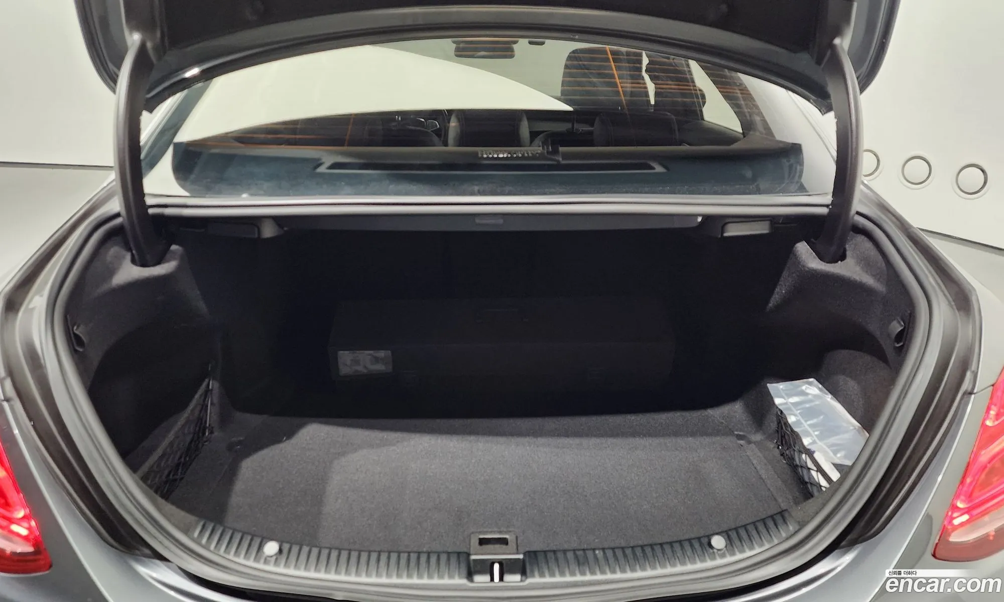 Mercedes-Benz C-Class W205 2018 — 5